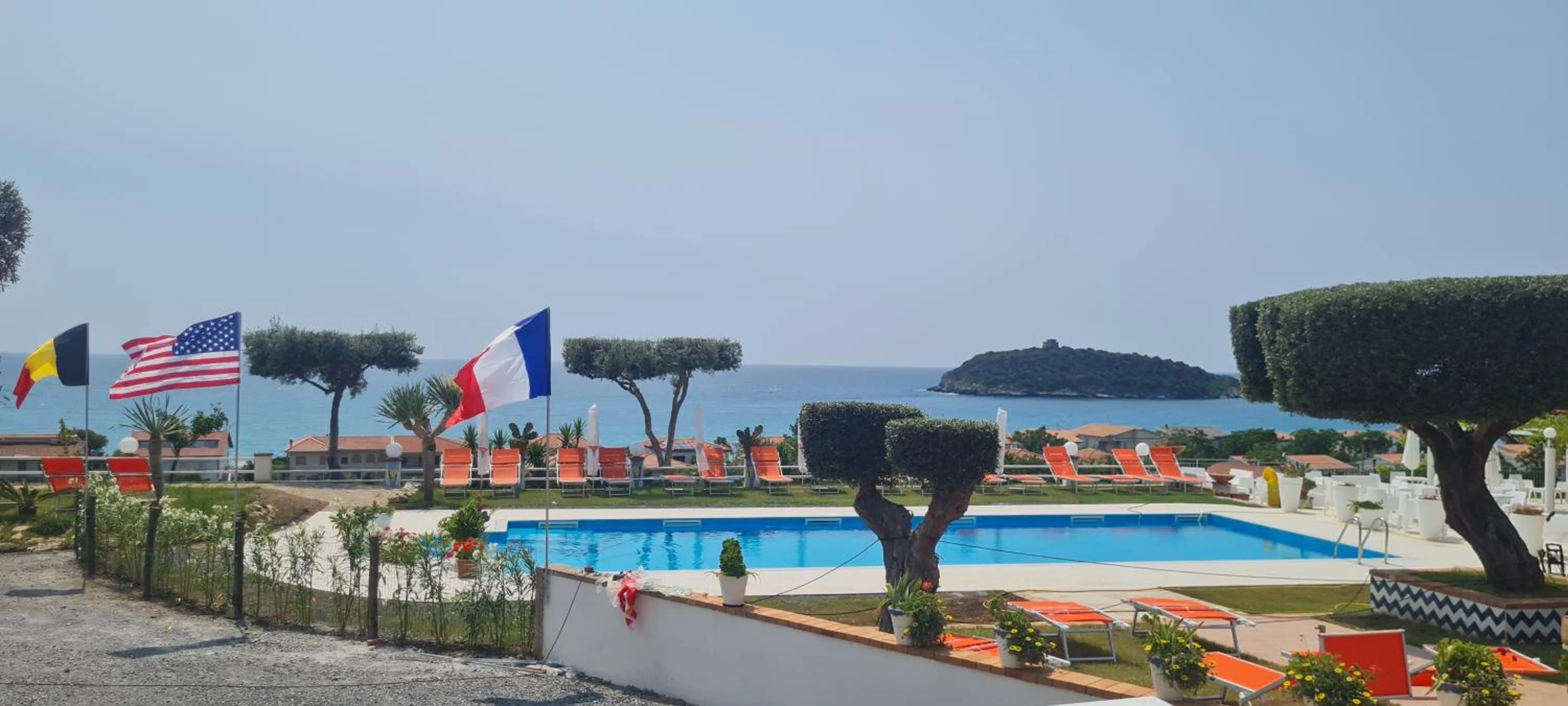 Swimming pool in Hotel Cristina