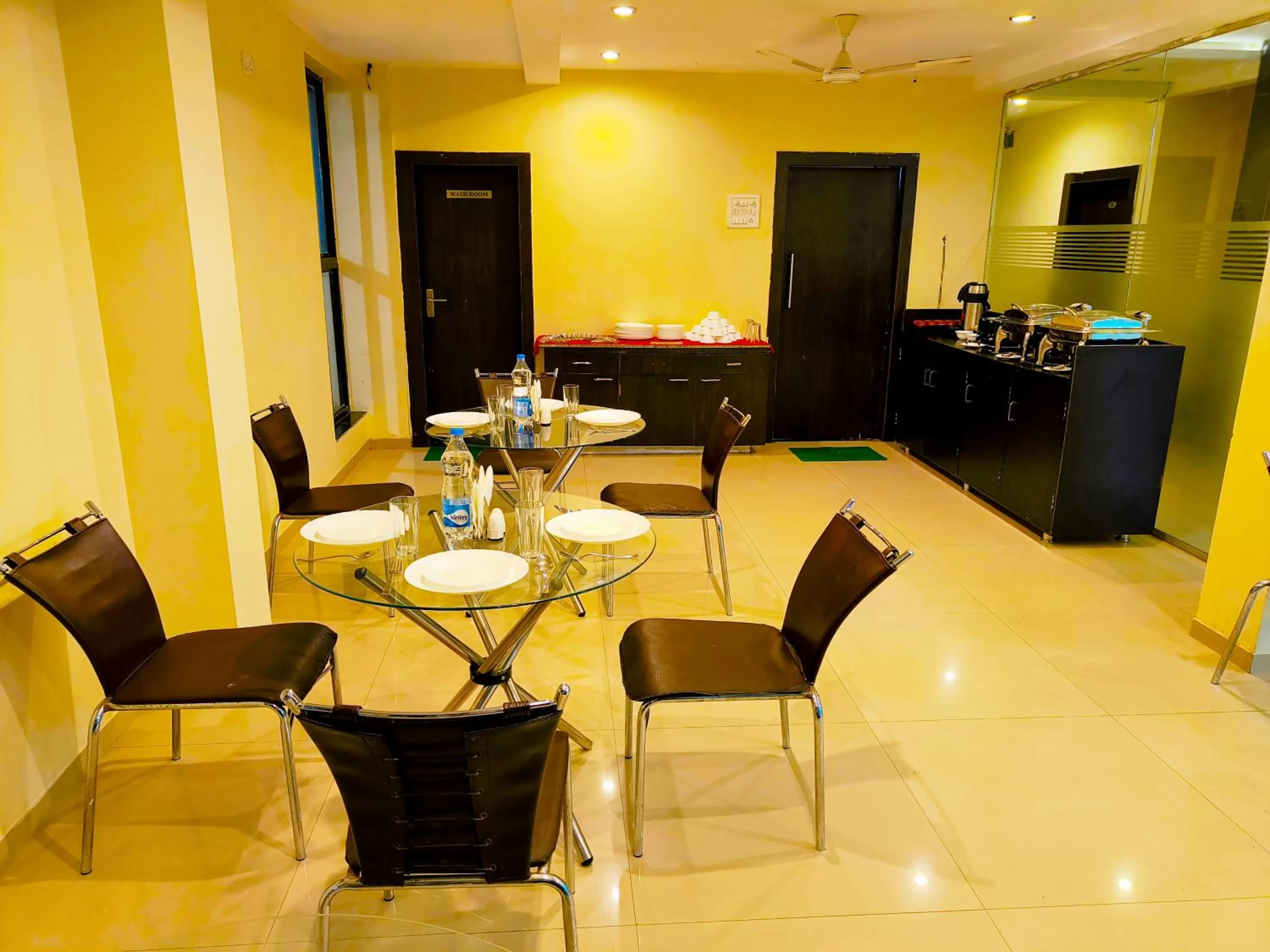 Restaurant/places to eat in SAI SRUSHTI by NEEM SQUARE