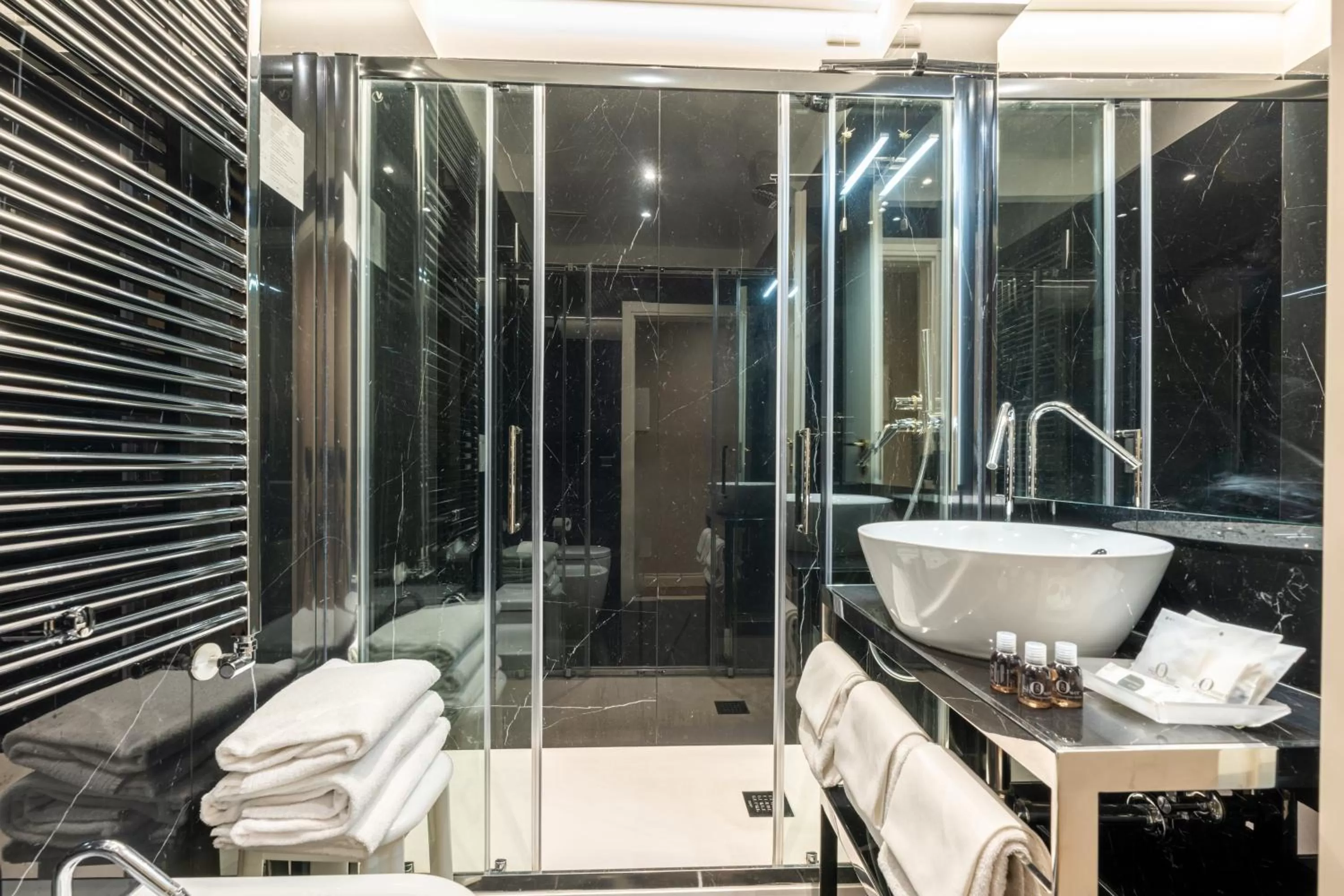 Bathroom in Hotel Campiello