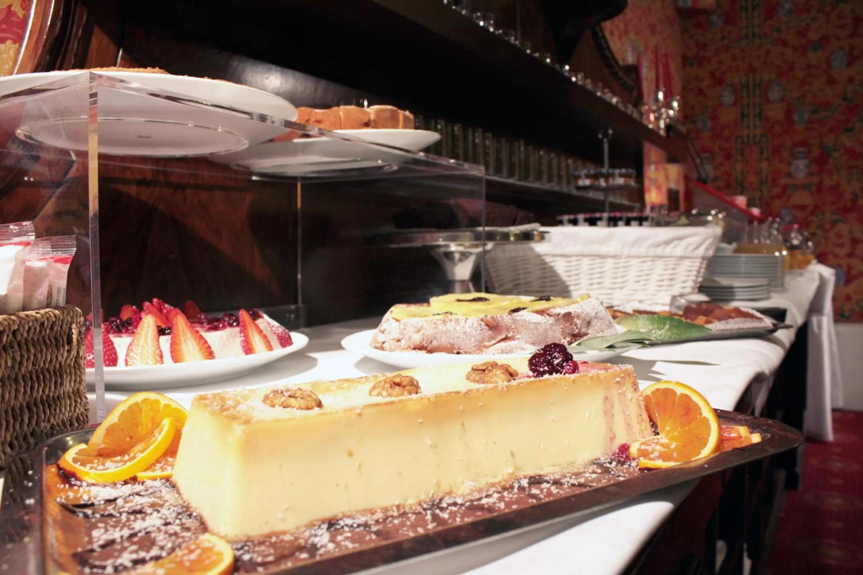 Restaurant/places to eat in Hotel Albani Firenze