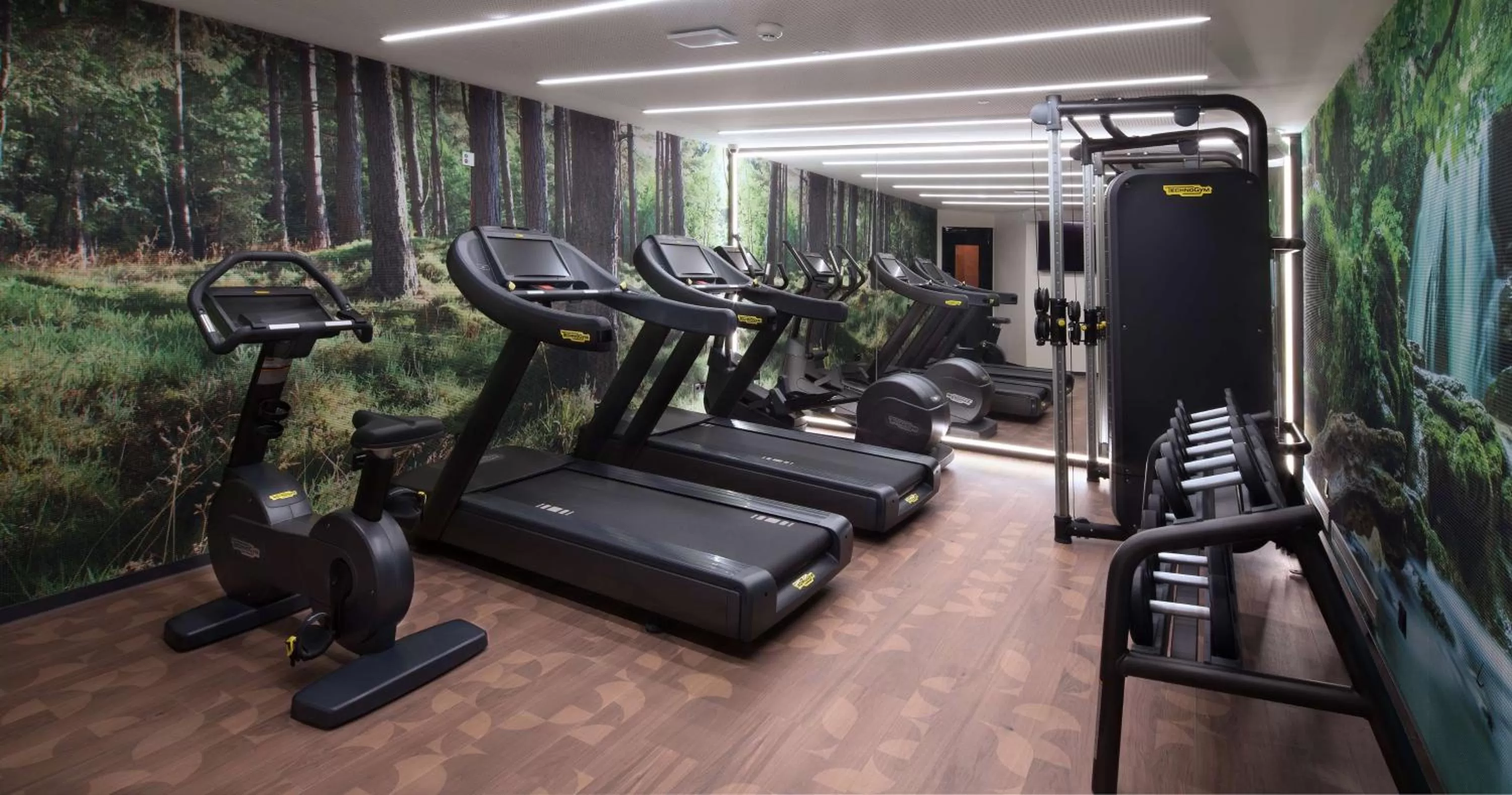 Fitness centre/facilities in DoubleTree By Hilton A Coruña