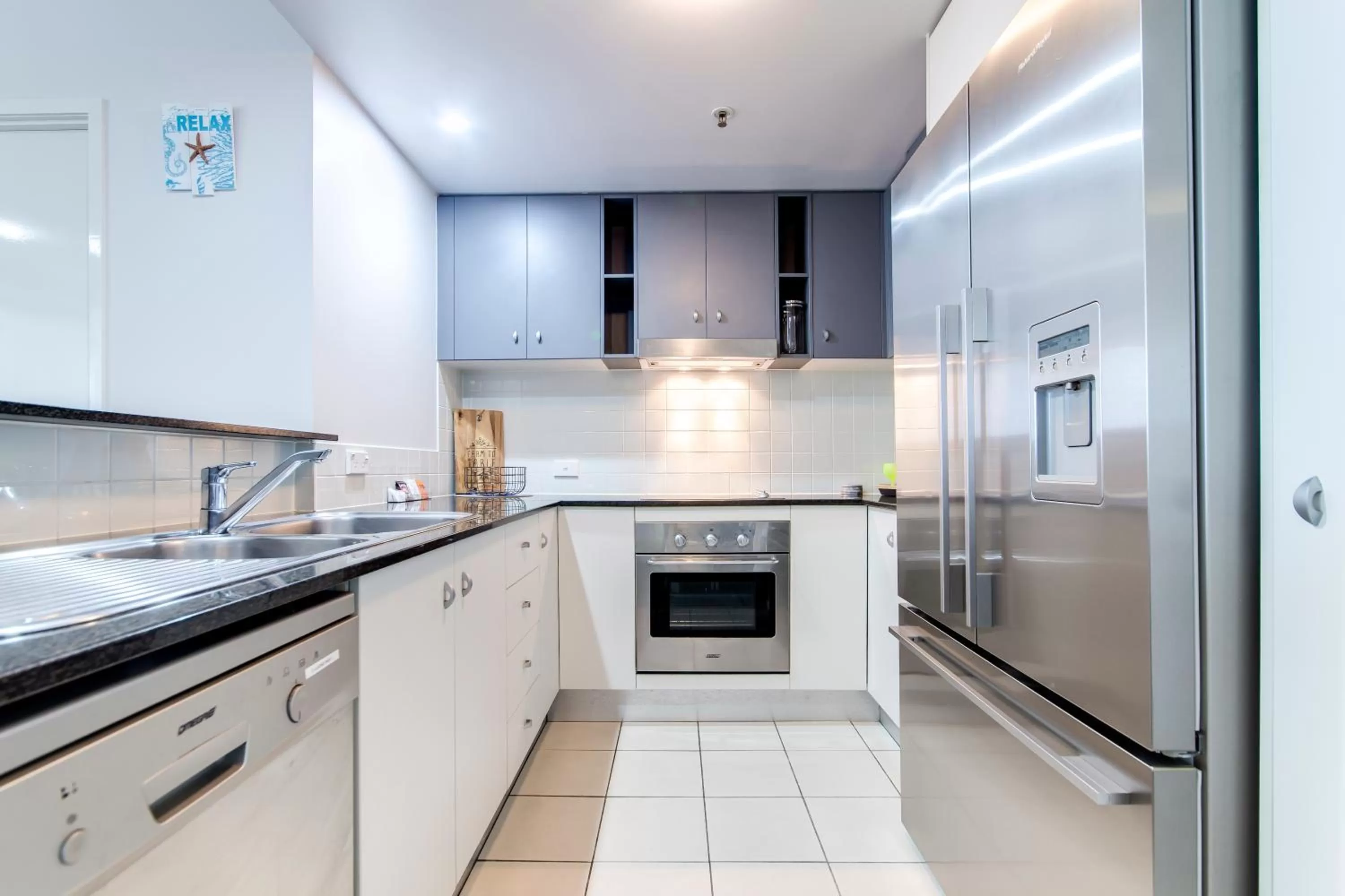 Kitchen or kitchenette in Pumicestone Blue