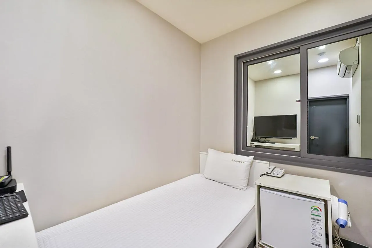 Bedroom in Top Motel Busan
