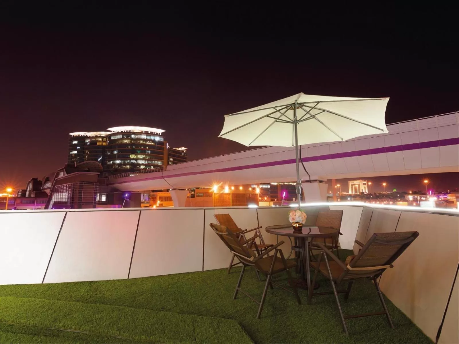 Balcony/Terrace in Golden Ship Hotel