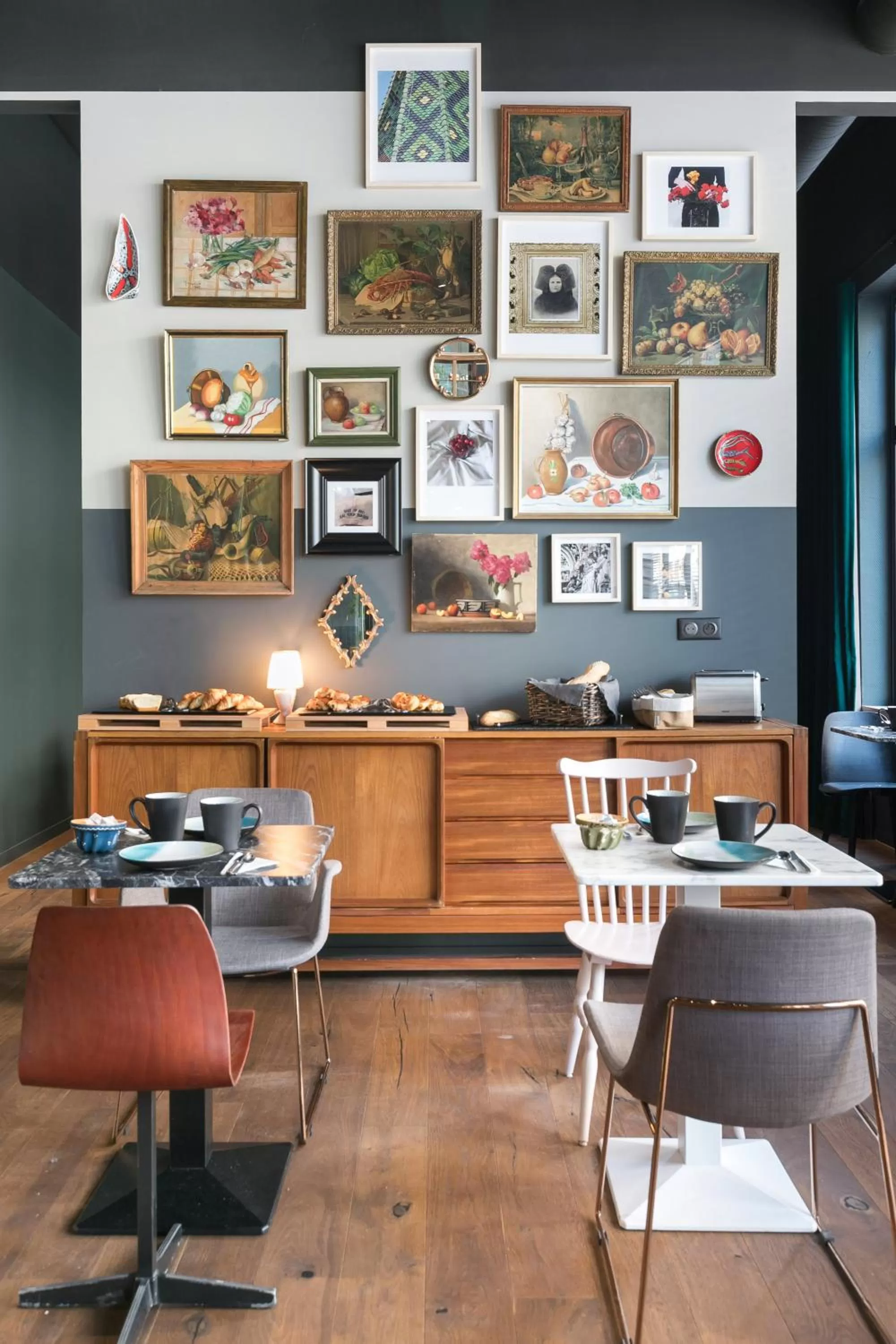 Buffet breakfast in Hotel Kaijoo by HappyCulture