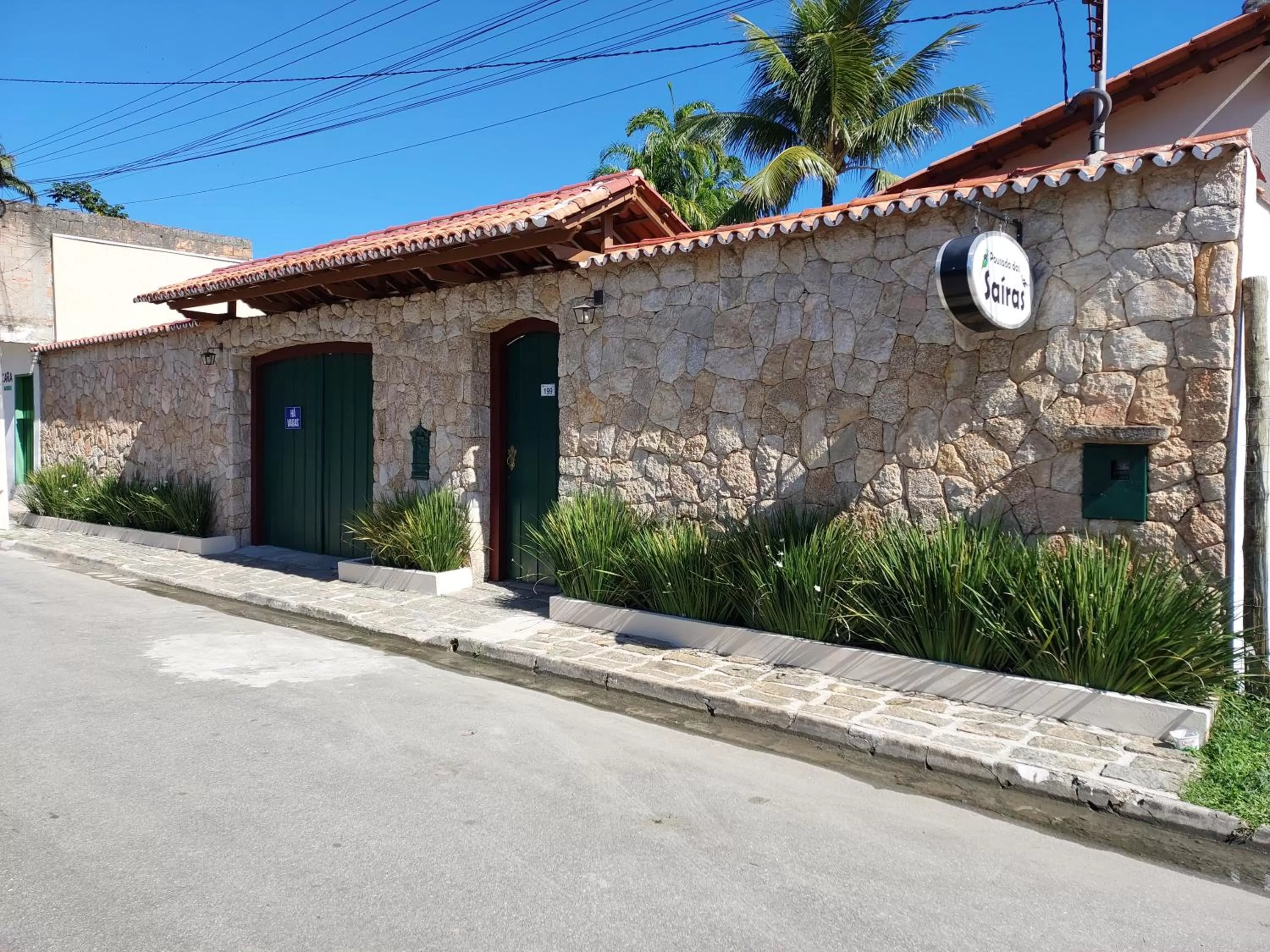 Facade/entrance, Property Building in Pousada das Saíras