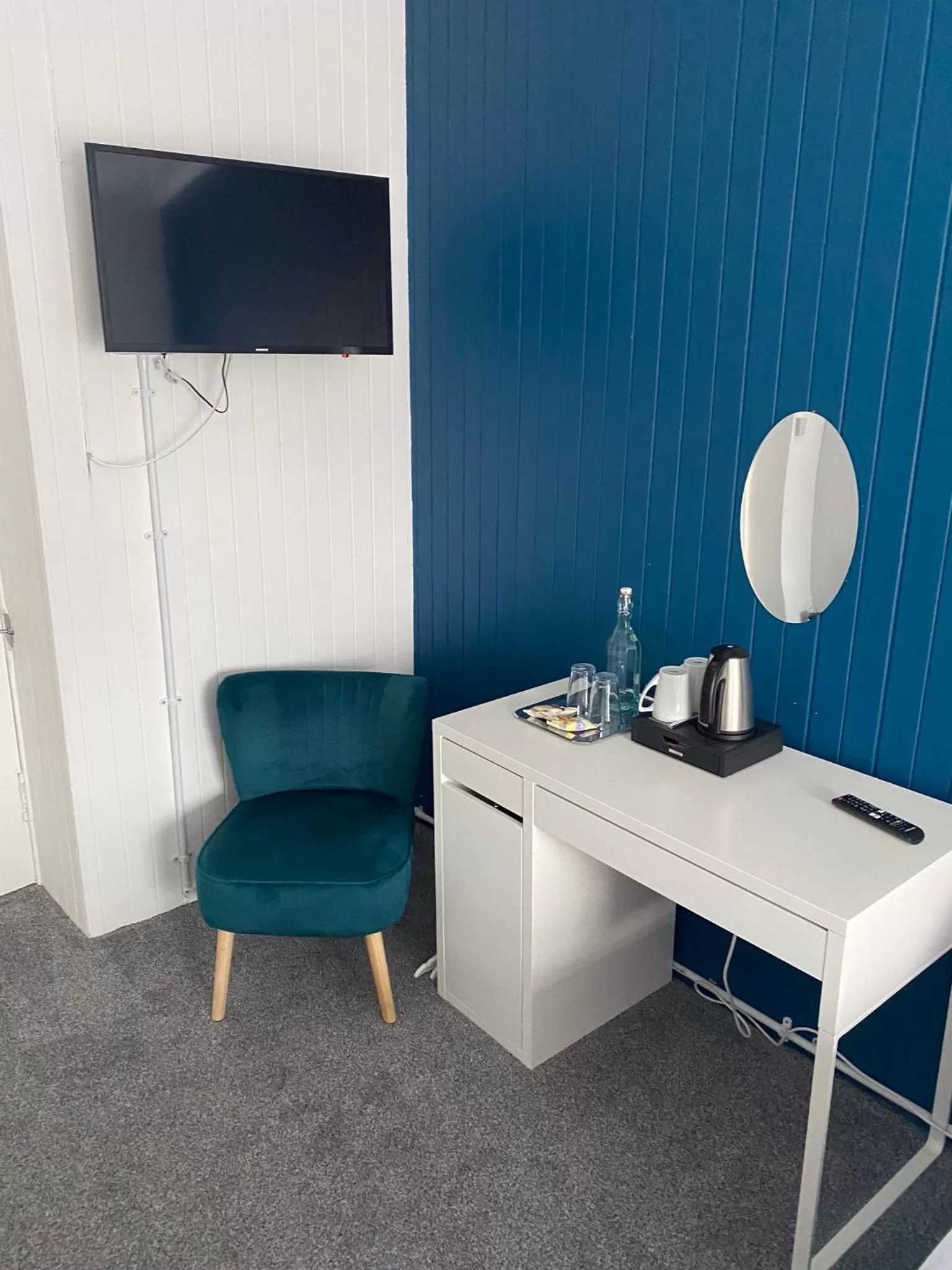 Queensberry arms hotel