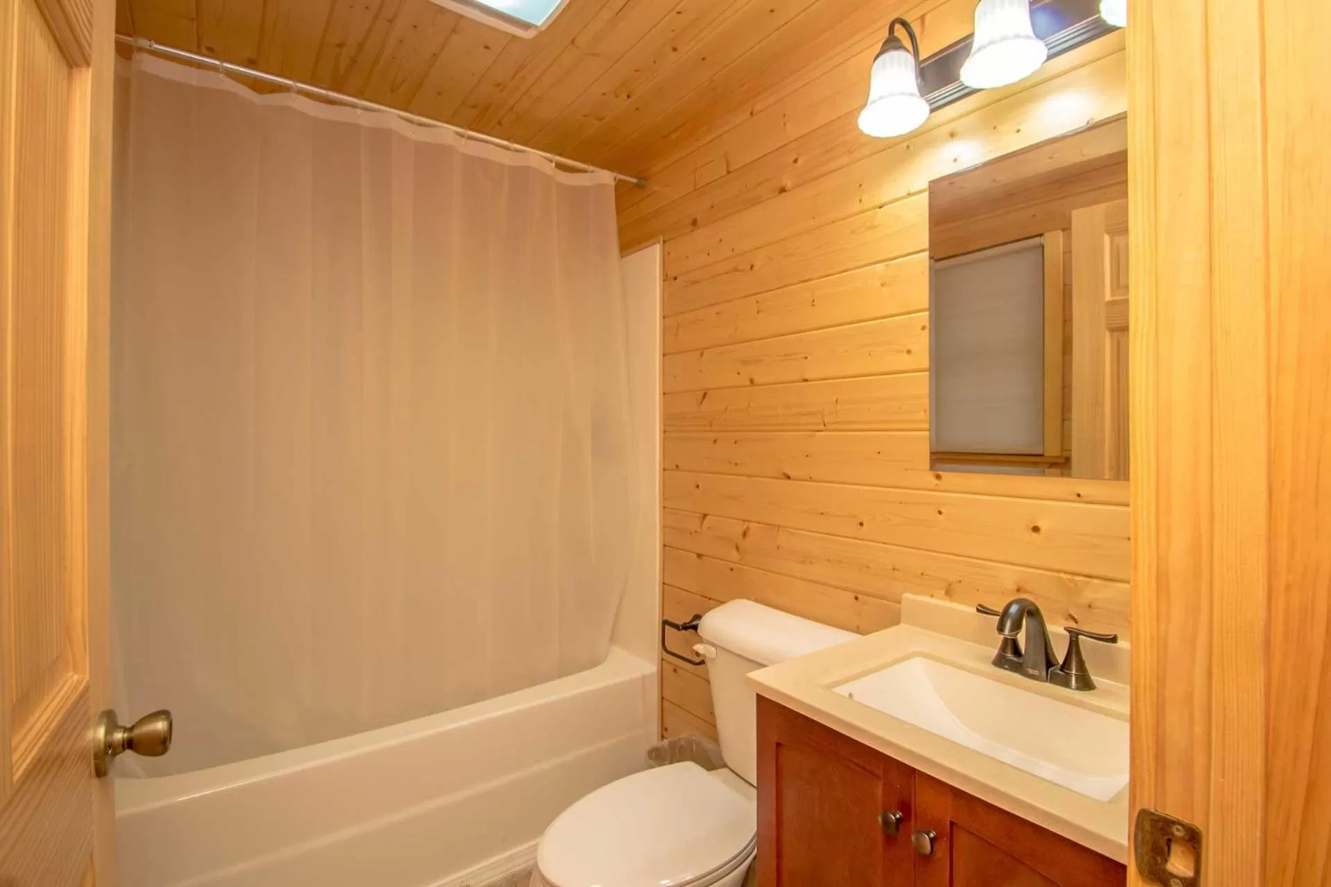 Bathroom in Presidential Mountain Resort