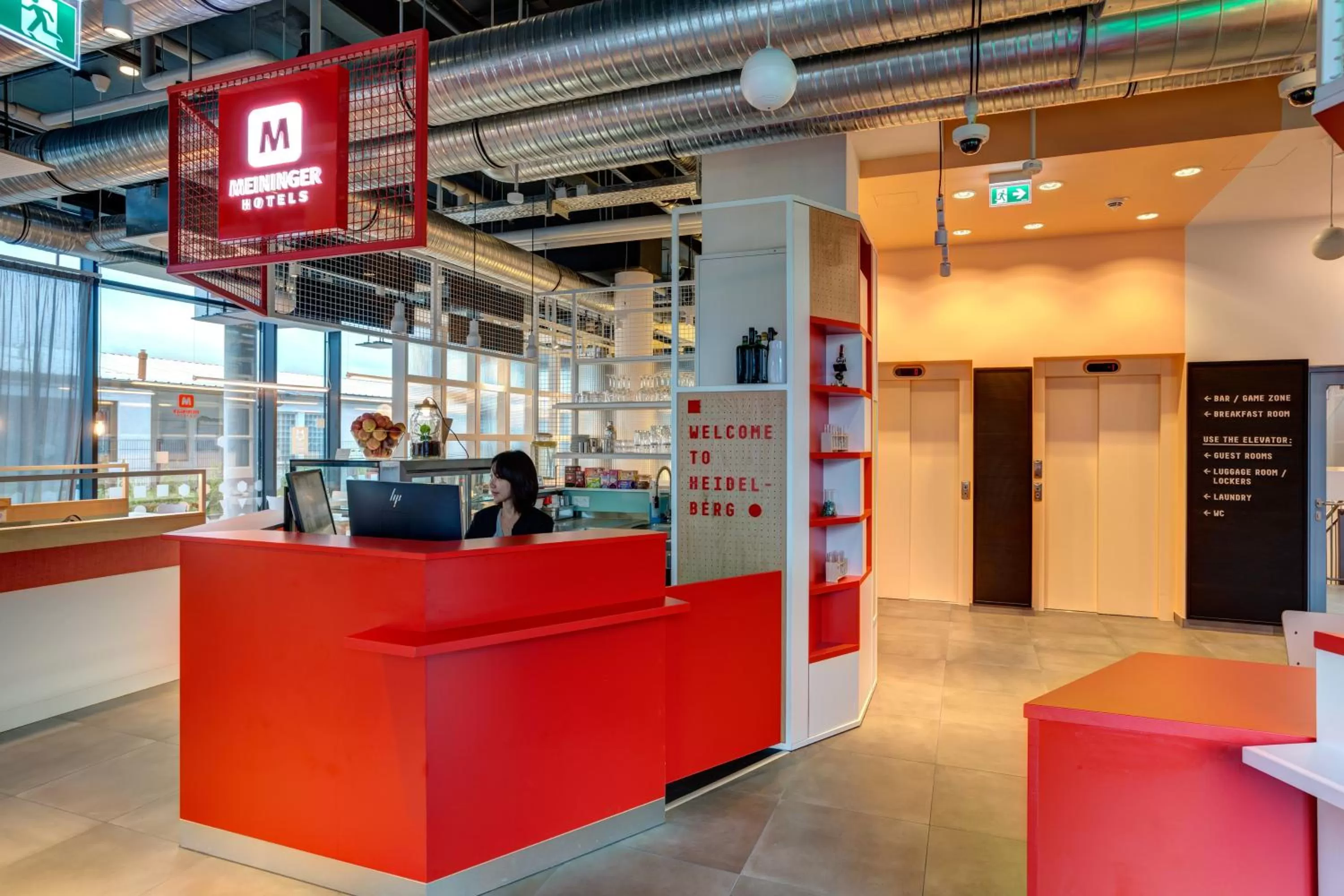 Lobby or reception, Lobby/Reception in MEININGER Hotel Heidelberg Hauptbahnhof