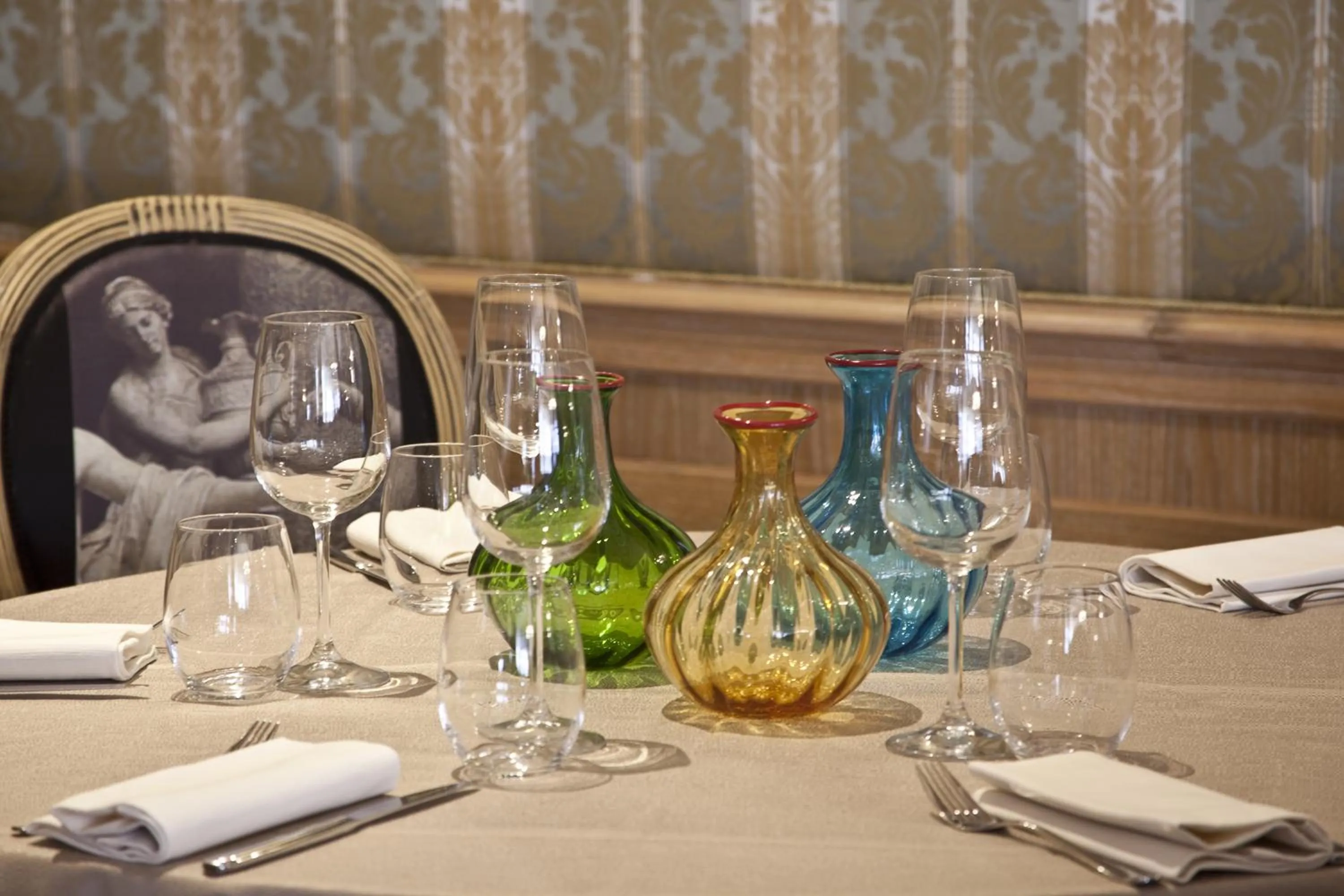 Restaurant/places to eat in Hotel Leon d'Oro