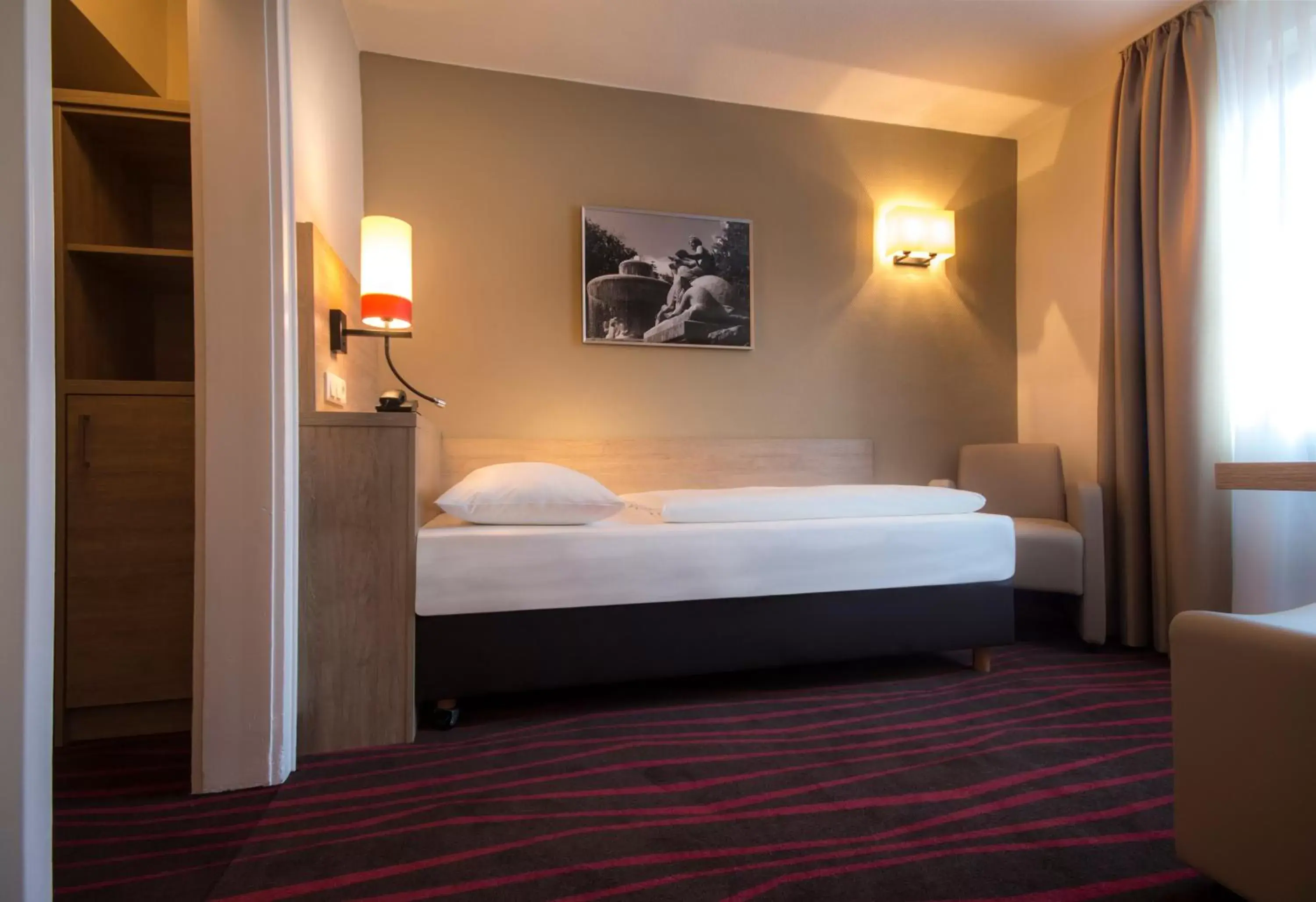 Standard Single Room (no air-condition) in Europäischer Hof Standard Single Room (no air-condition) in Europäischer Hof