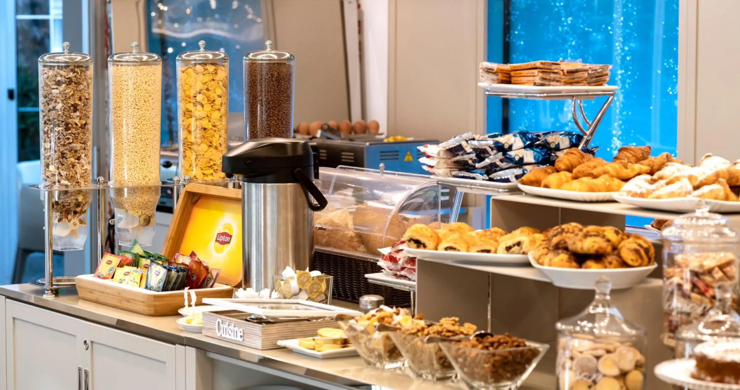 Buffet breakfast in Hotel Feldberg