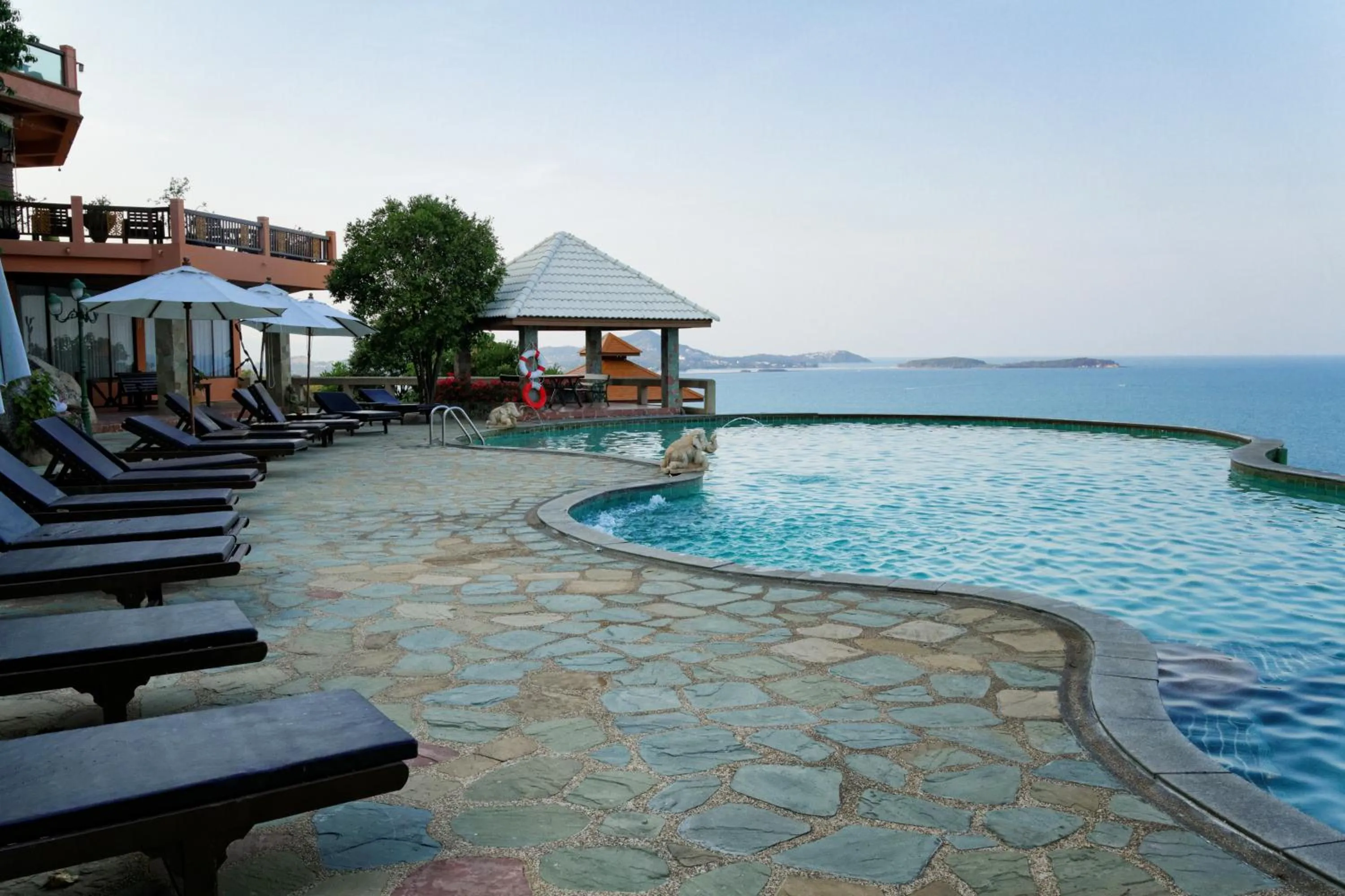 Swimming pool in Samui Bayview Resort & Spa - SHA Plus