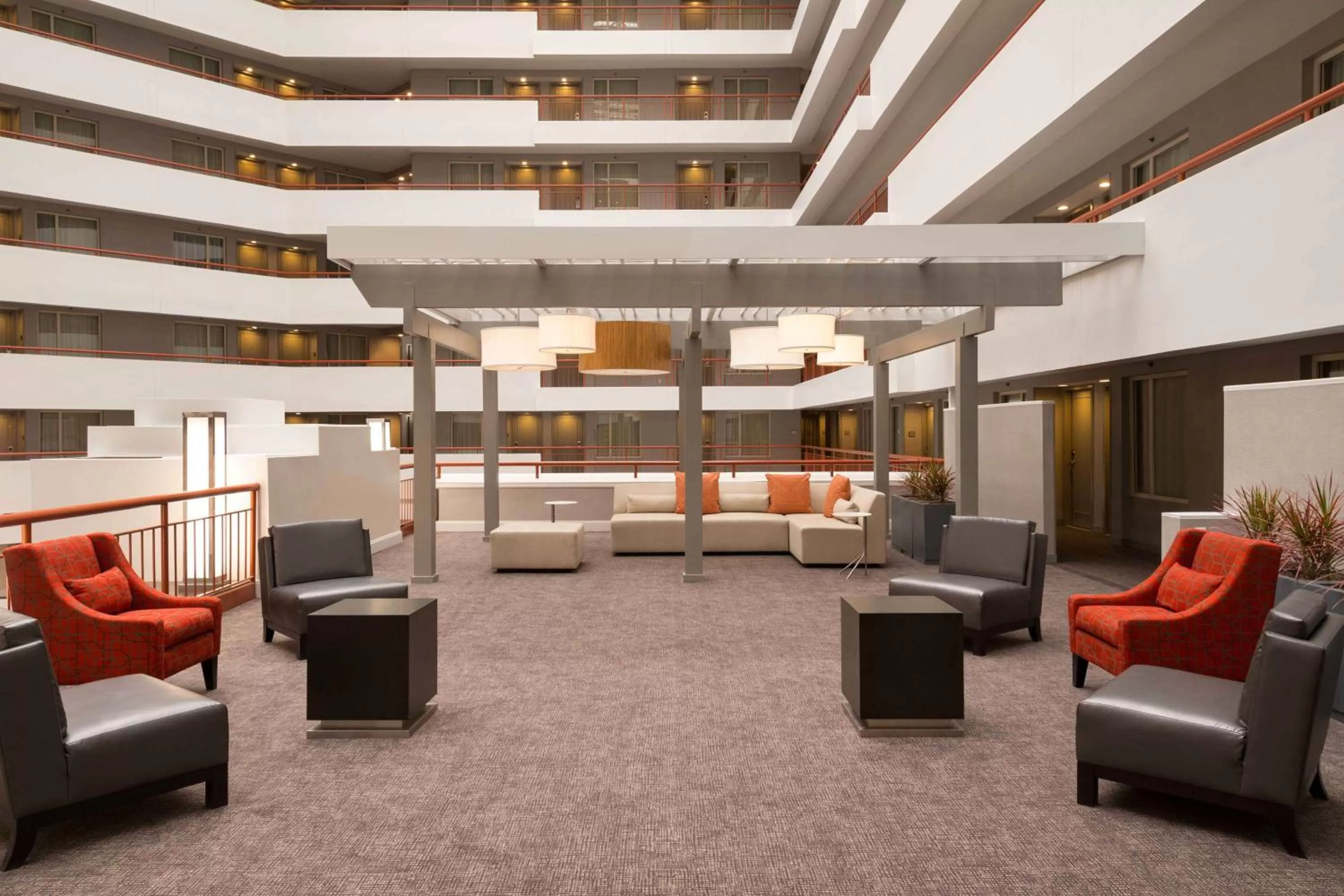 Lobby or reception in Embassy Suites by Hilton Baltimore at BWI Airport