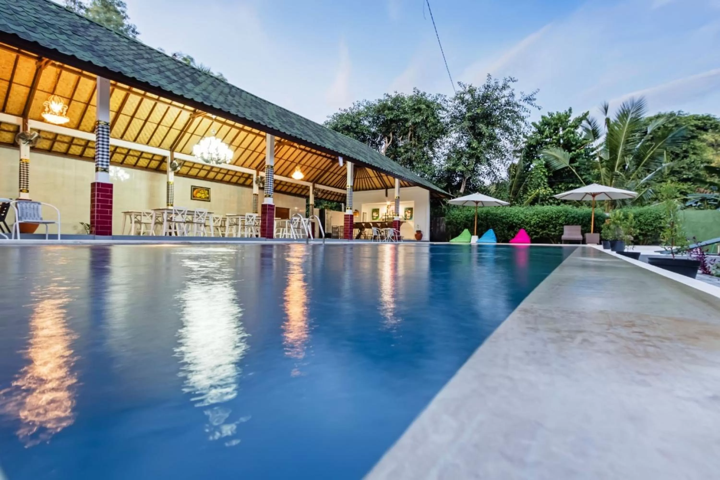 Swimming pool in Kesari Glory Nusa Penida by GenuineHost