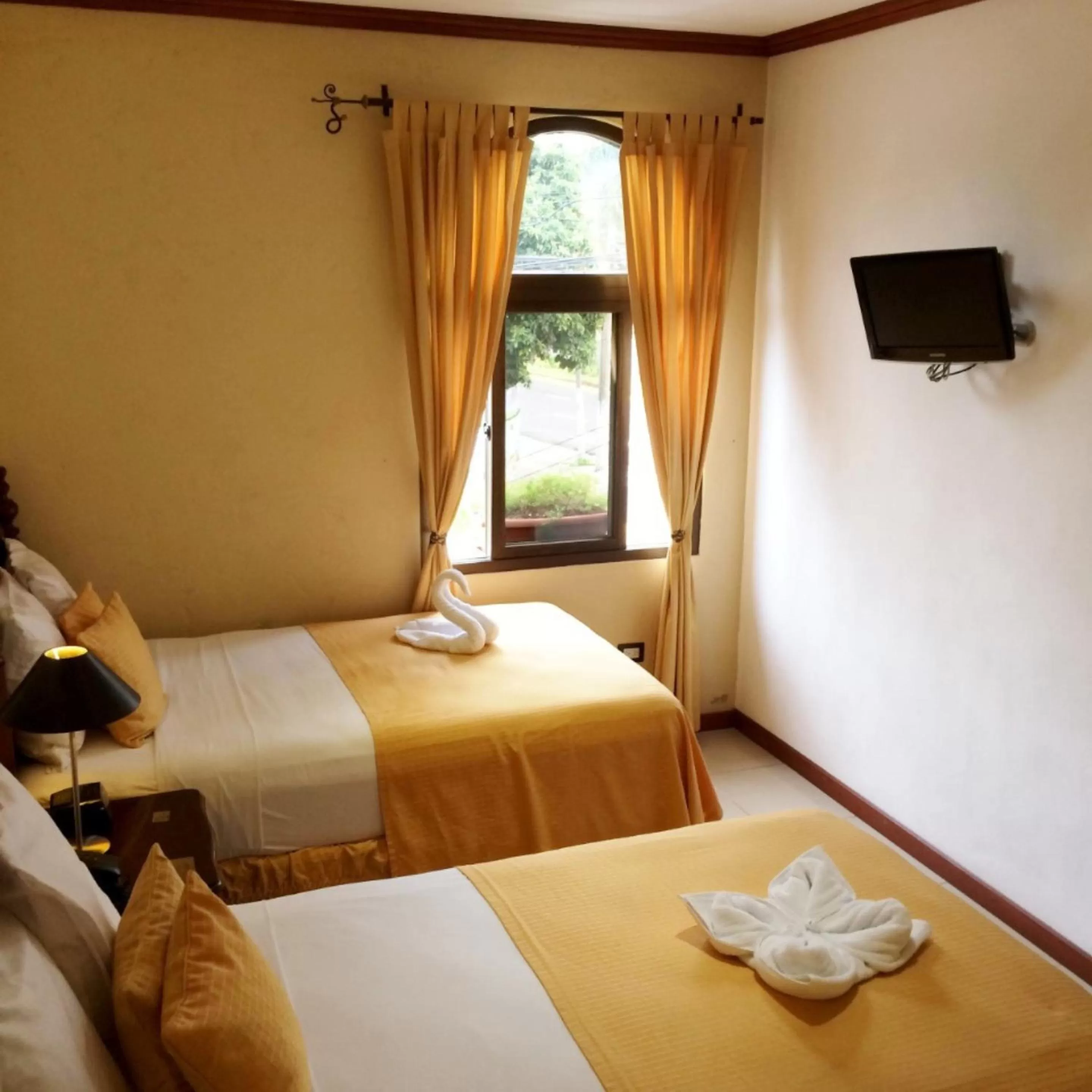 Bed in Hotel Villa Florencia Zona Rosa