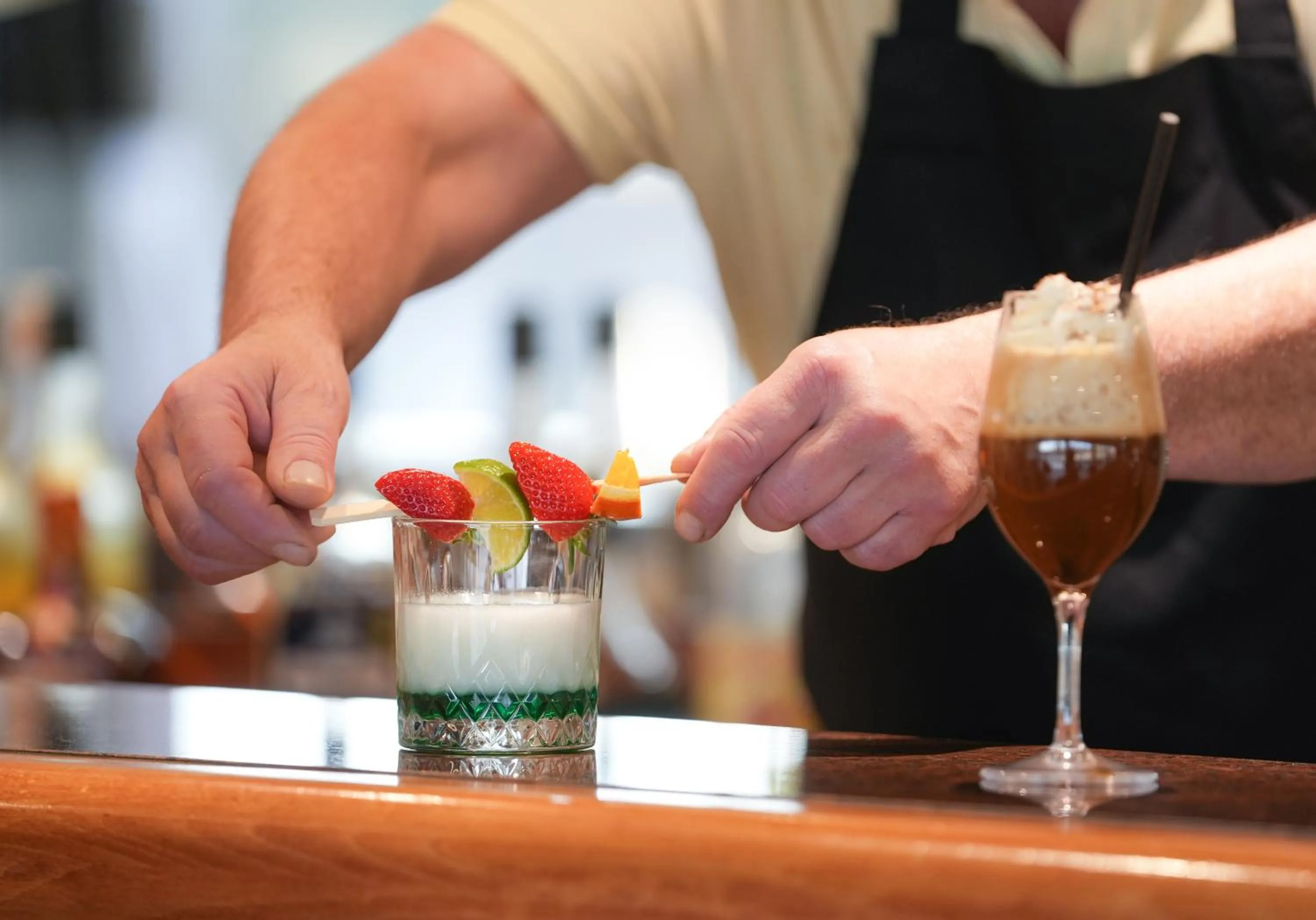 Lounge or bar in Hôtel Mount Venturi - Aix-En-Provence Sainte-Victoire - Bar & Restaurant & Padel