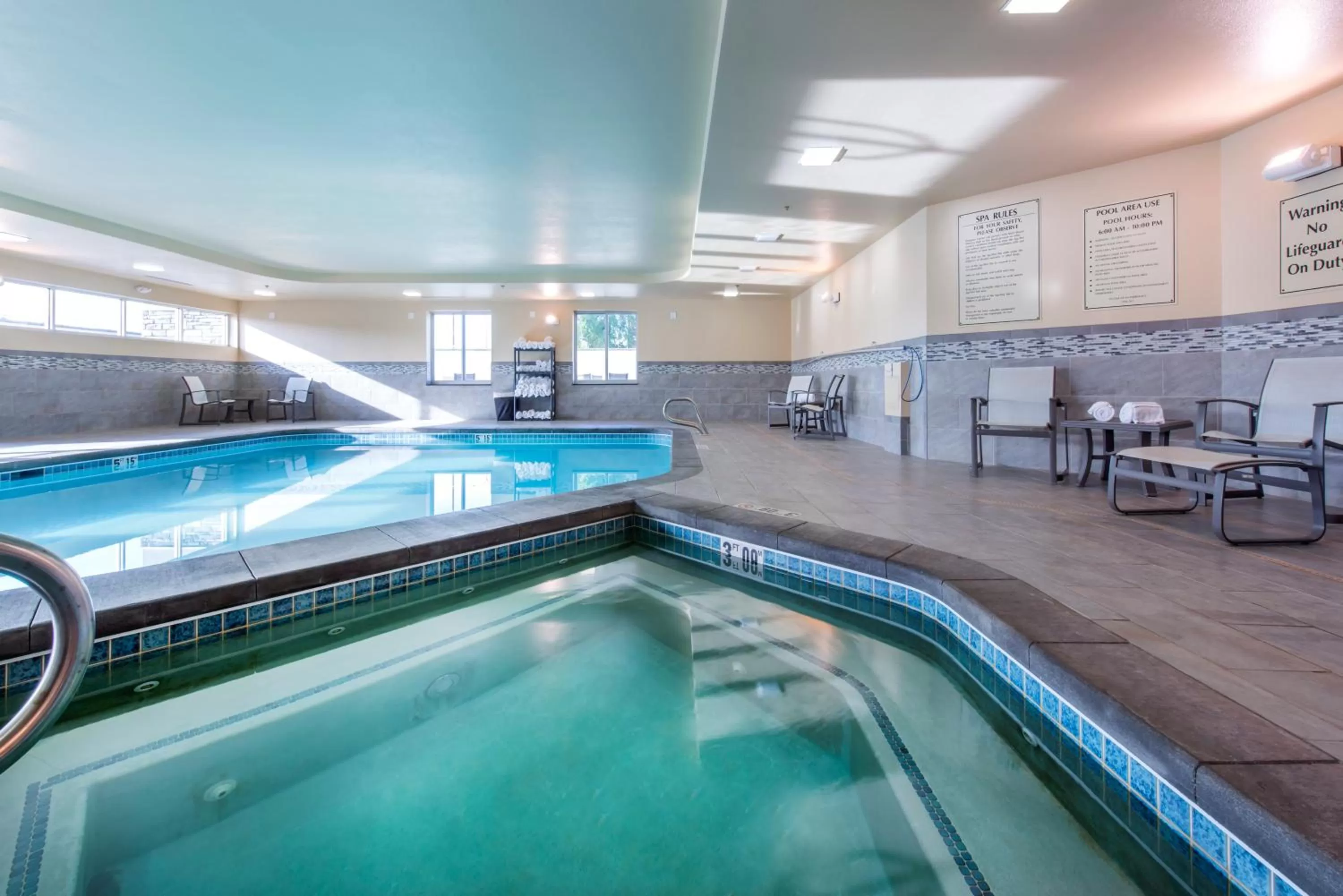 Swimming pool in Holiday Inn Express & Suites Colorado Springs Central by IHG