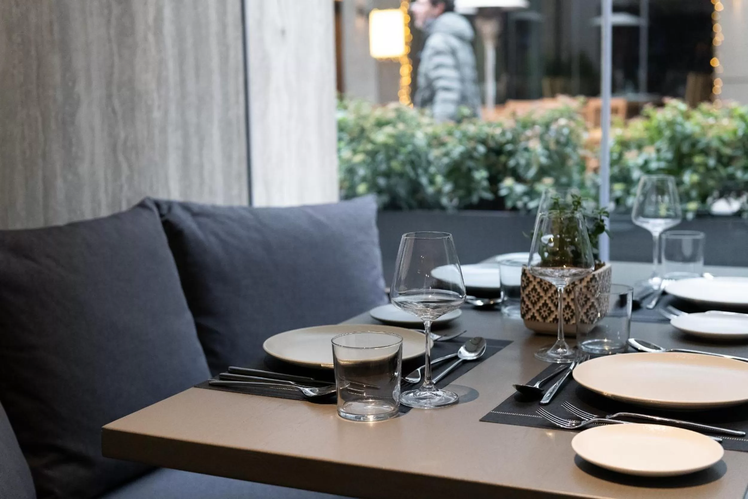 Restaurant/places to eat in S Hotel Boutique Thessaloniki