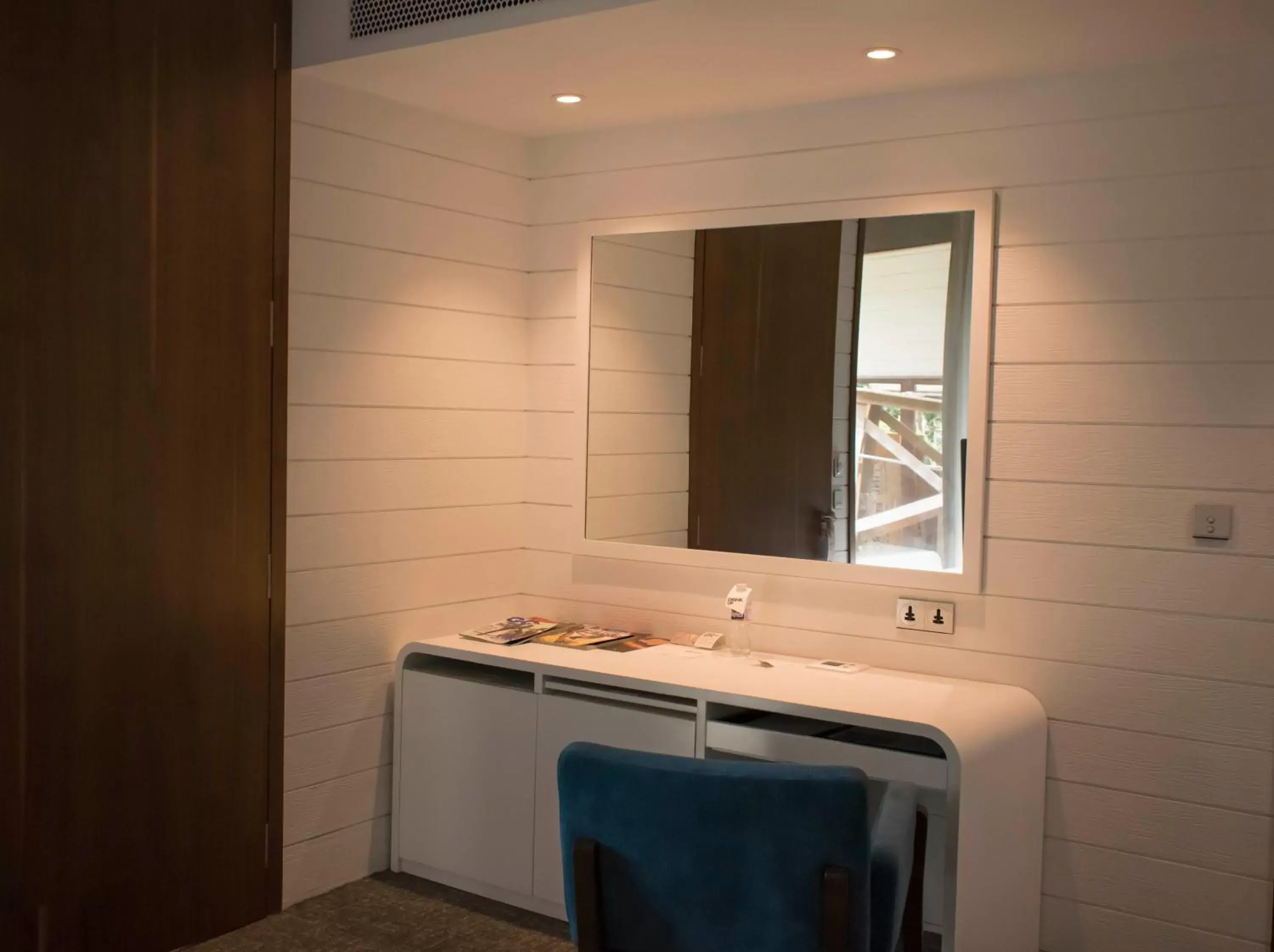 Fantastic Garden, One-Bedroom Villa in W Goa Fantastic Garden, One-Bedroom Villa in W Goa