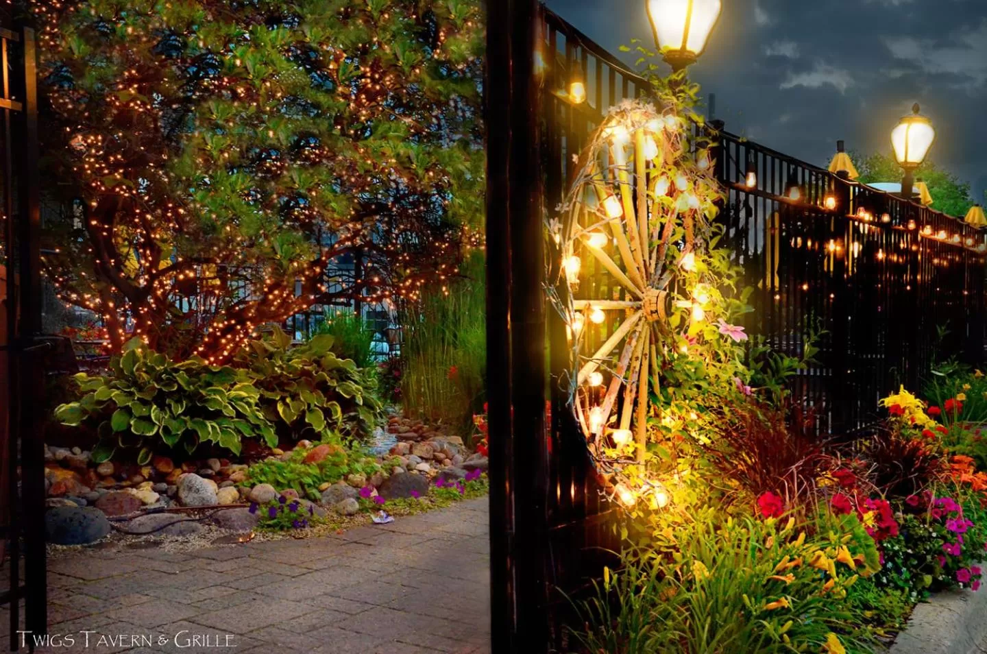 Facade/entrance in Centerstone Plaza Hotel Soldiers Field - Mayo Clinic Area