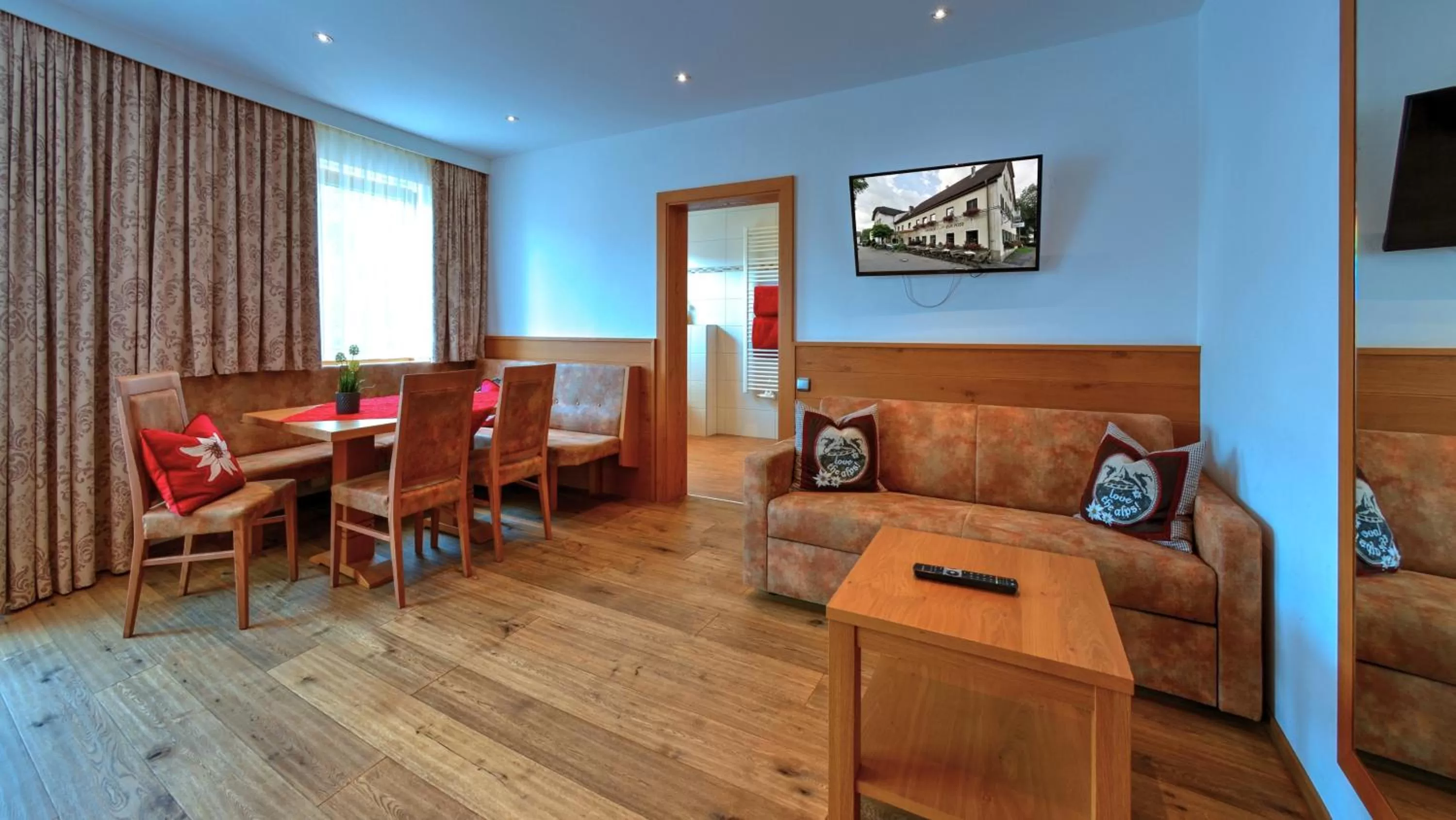 Photo of the whole room in Gasthof zur Post