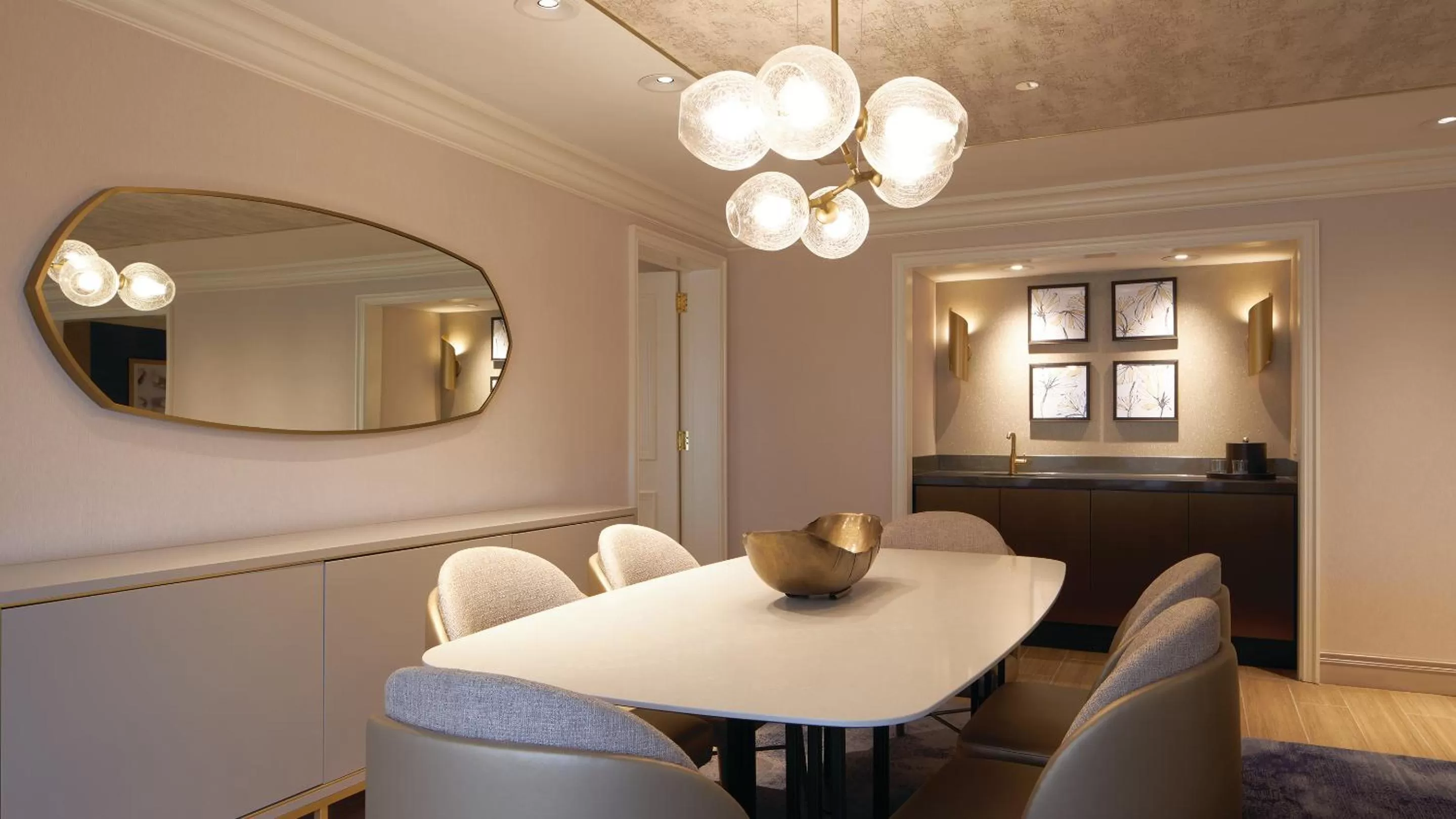 Dining area in Caesars Atlantic City, A Caesars Destination