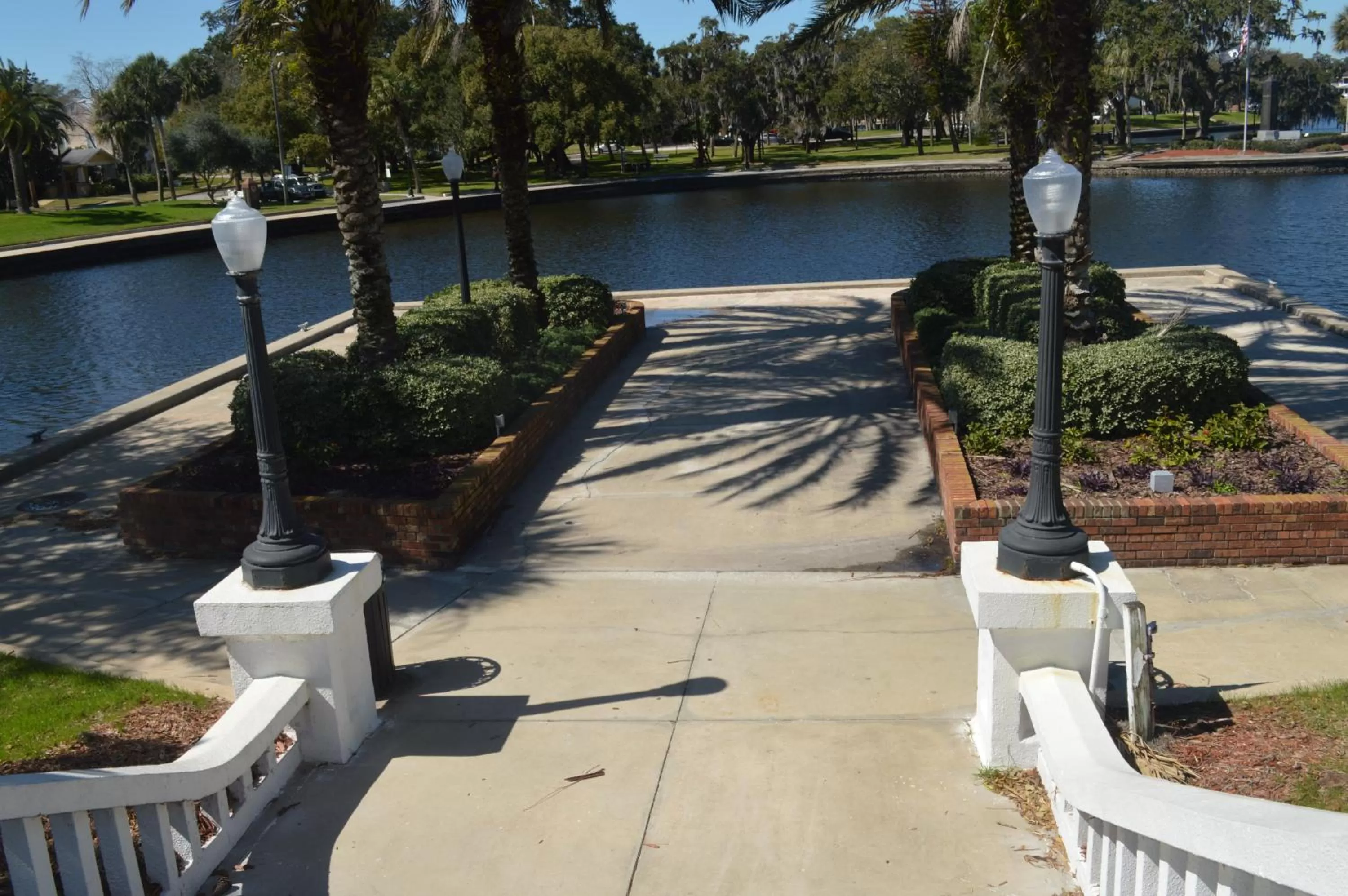 Landmark view in Tarpon Inn
