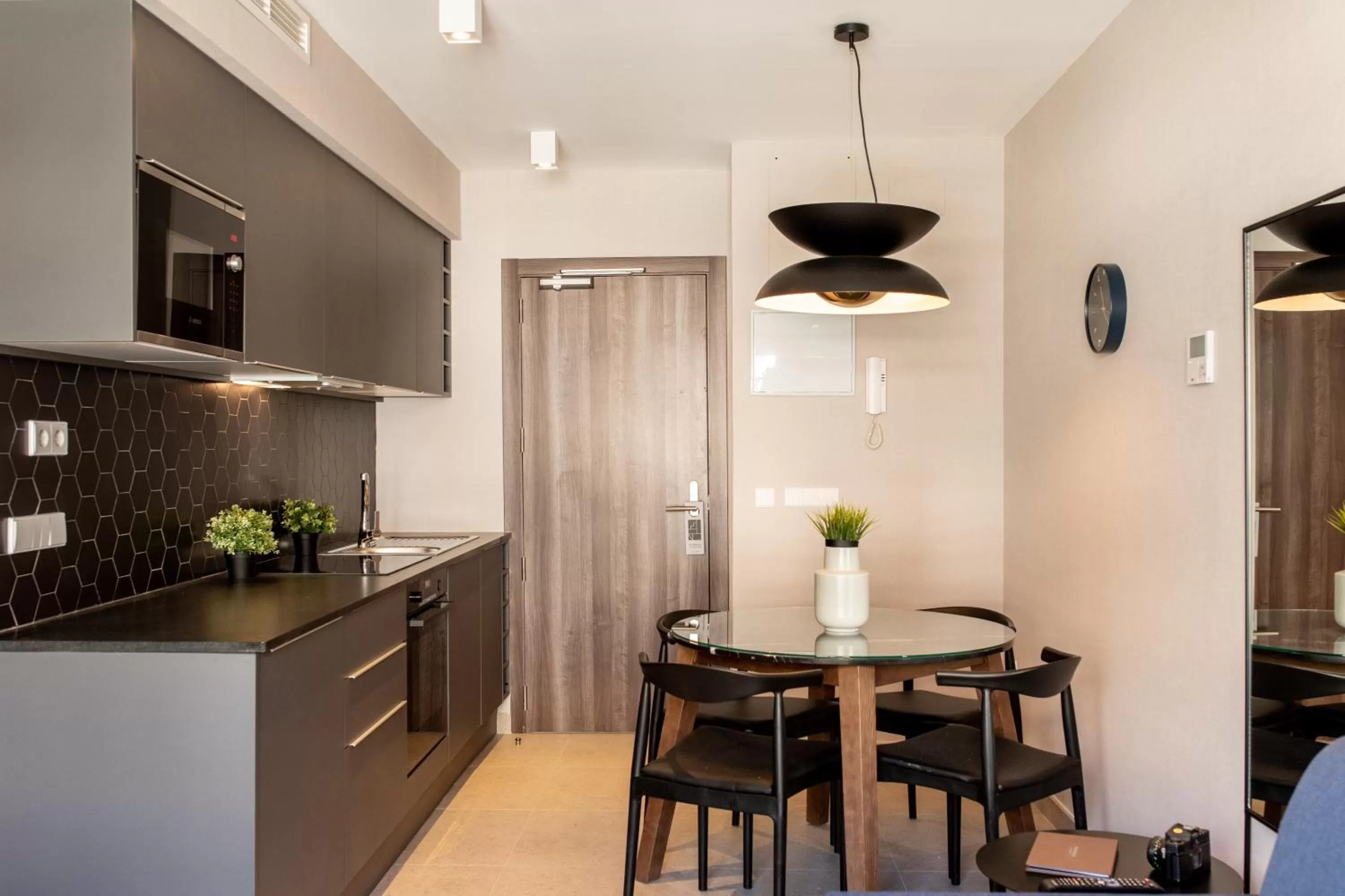 Kitchen or kitchenette in Ramirez Flats Valencia