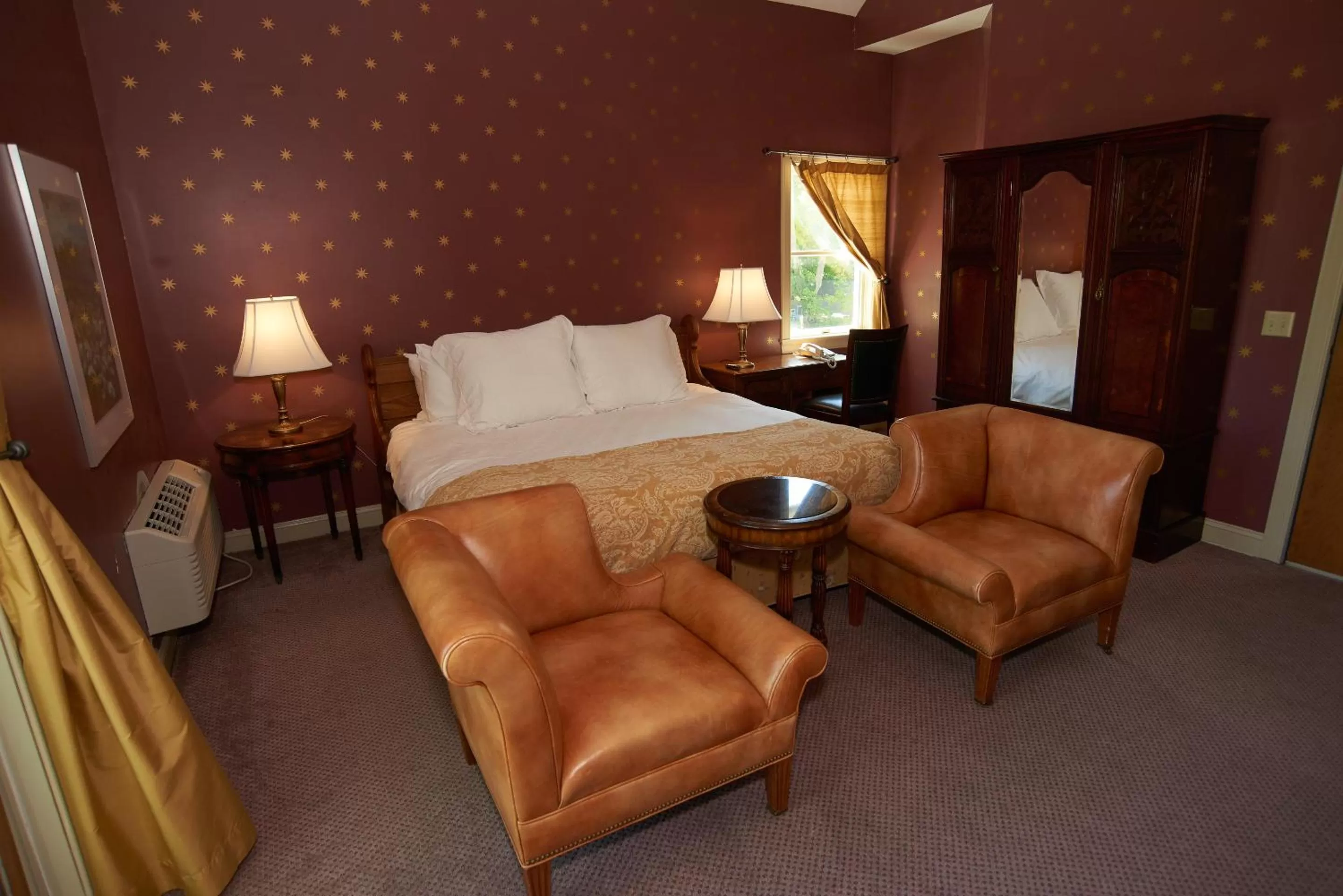 Bed in Belfry Inn and Bistro