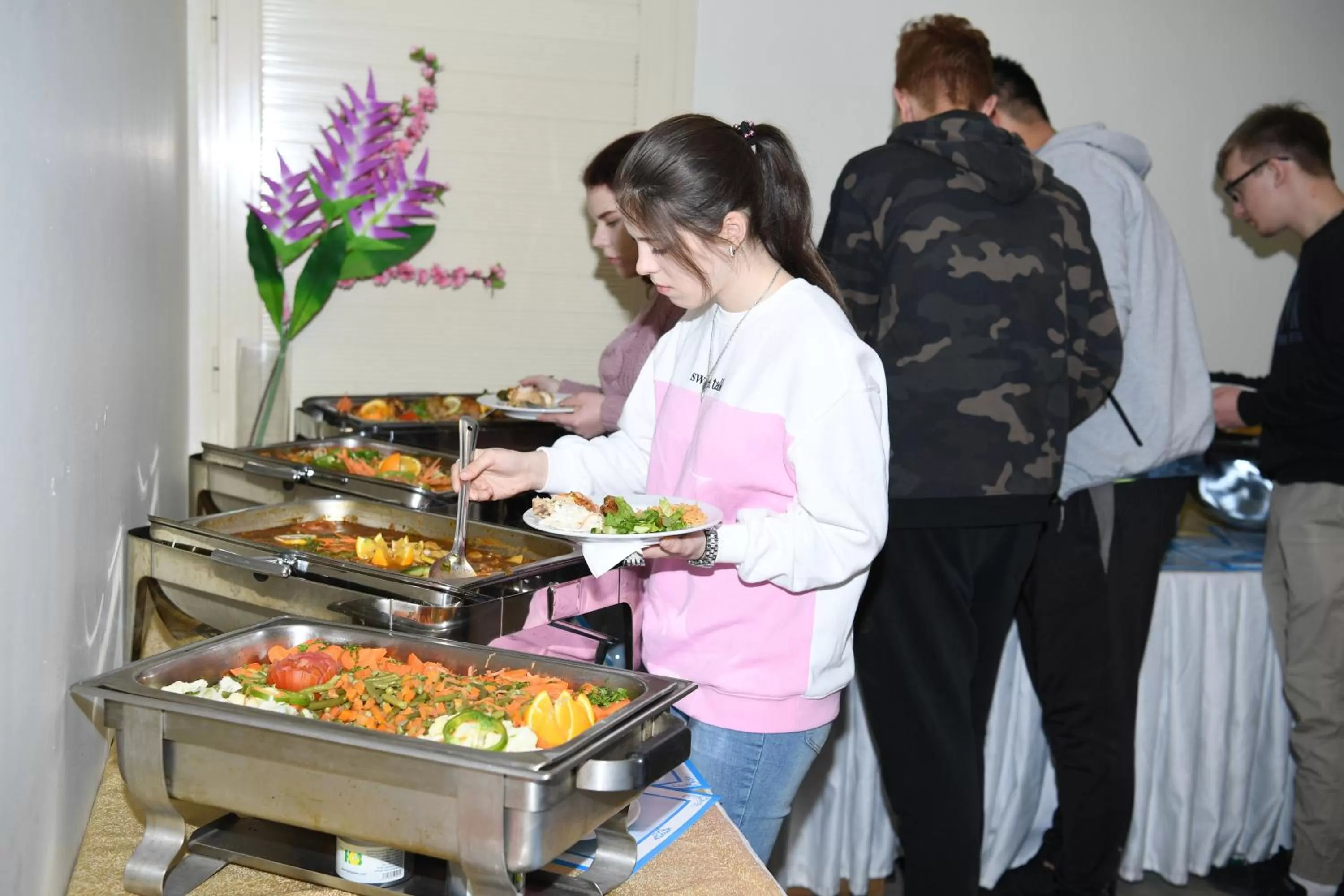 Food in Continental Inn Hotel Al Farwaniya