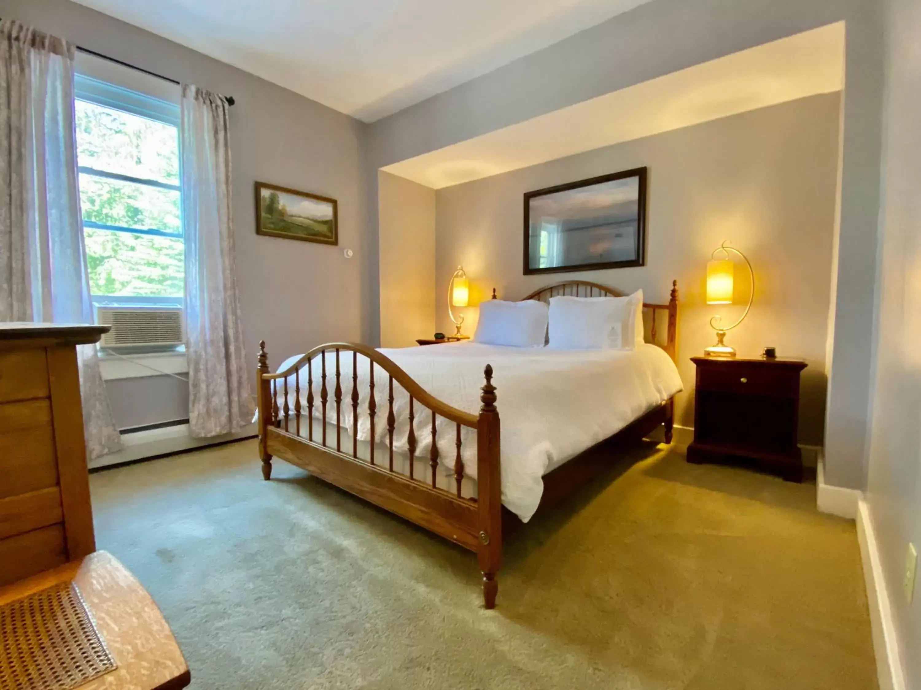 Chimney Hill in The Wilmington Inn Chimney Hill in The Wilmington Inn