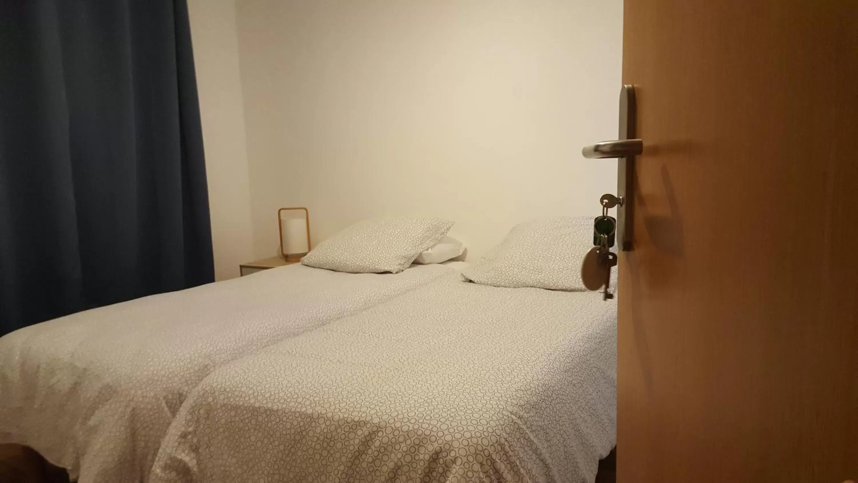 Twin Room in Hôtel Confort Twin Room in Hôtel Confort