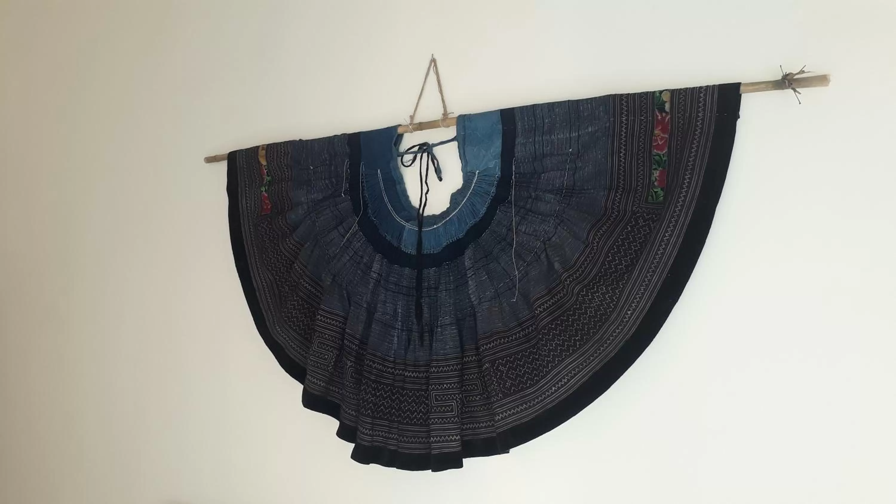 Decorative detail in Pink Tulip Hoi An