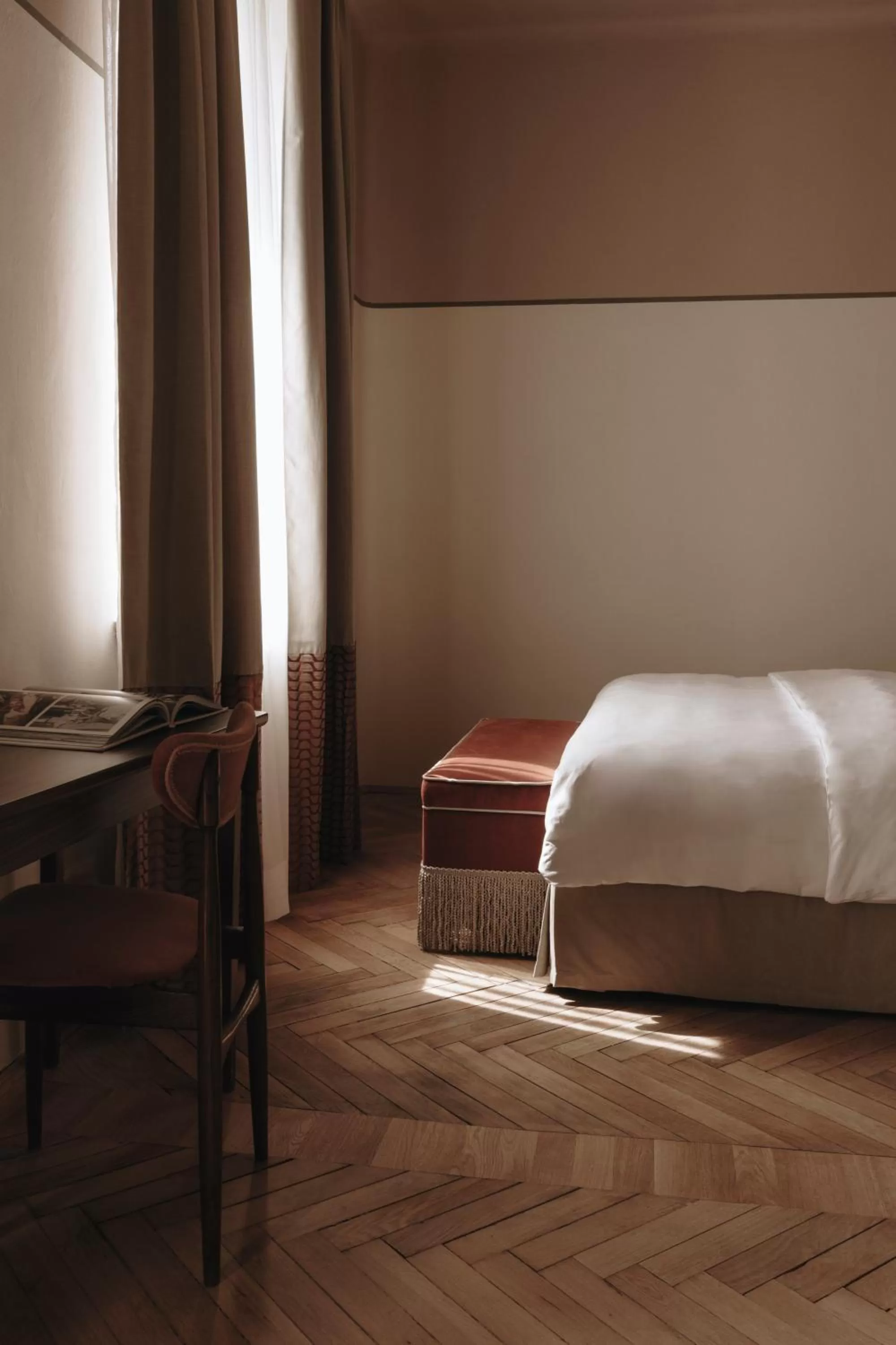 Bedroom, Bed in Parkhotel Mondschein, a Member of Design Hotels