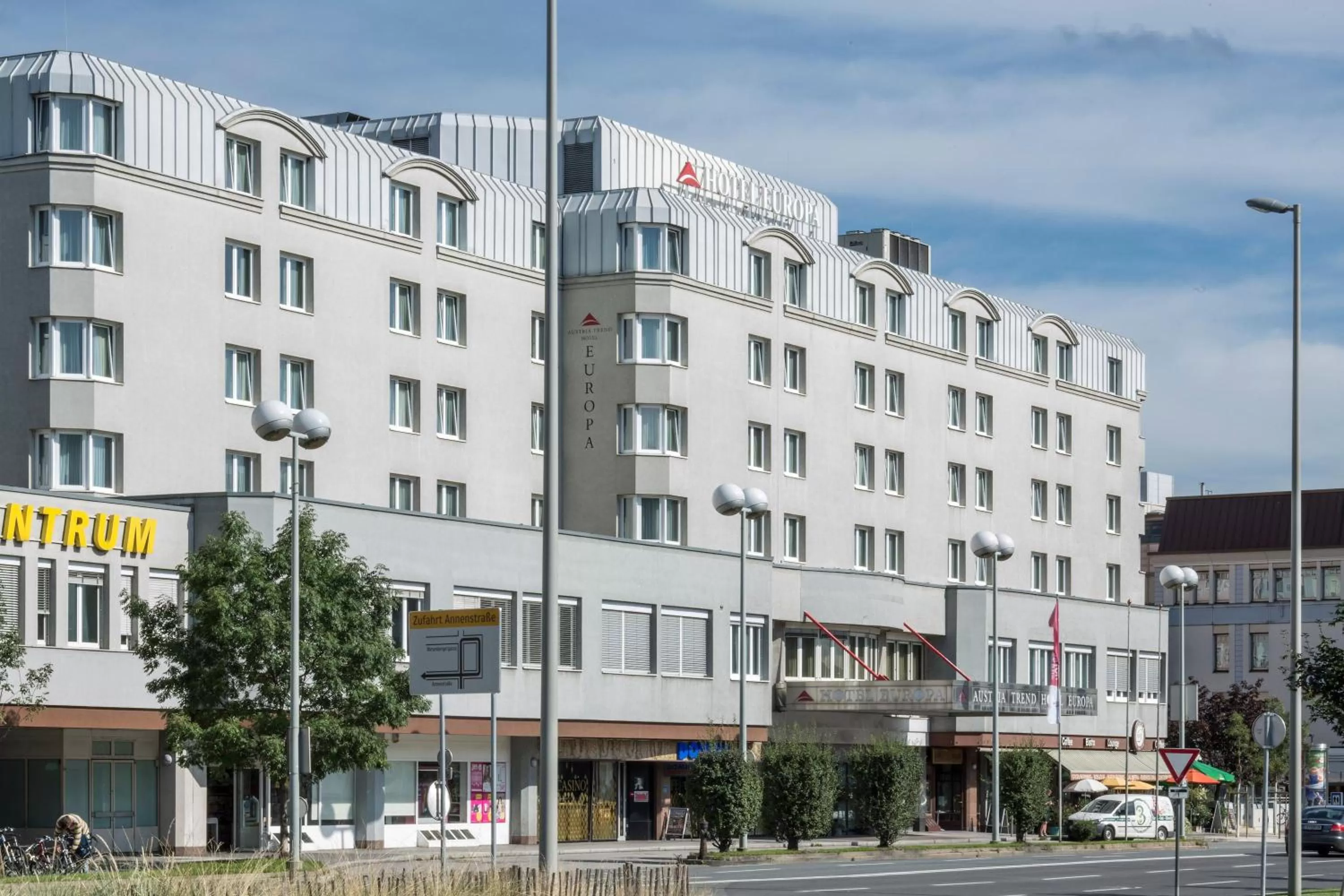Property building in Austria Trend Hotel Europa Graz Hauptbahnhof