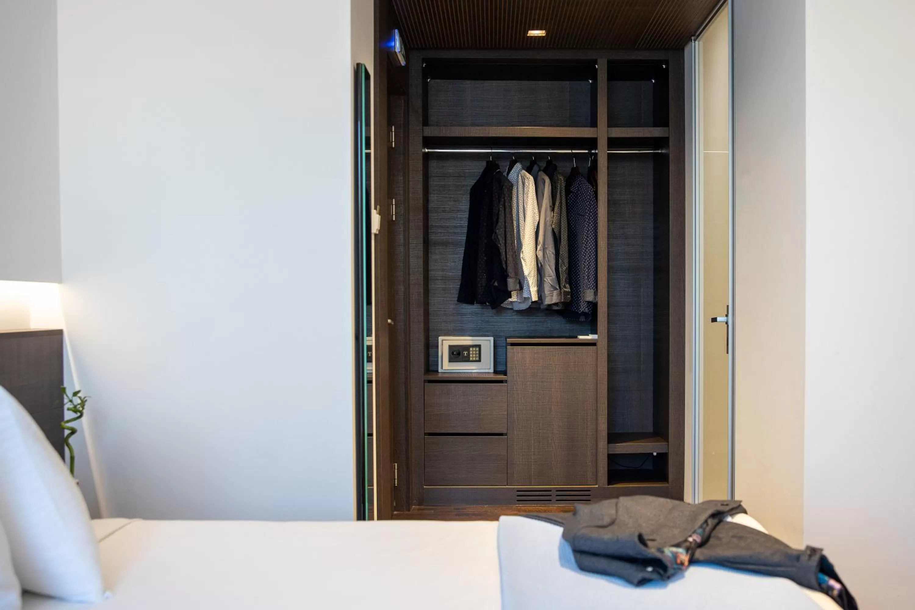 Bedroom, Bed in Domotel Kastri