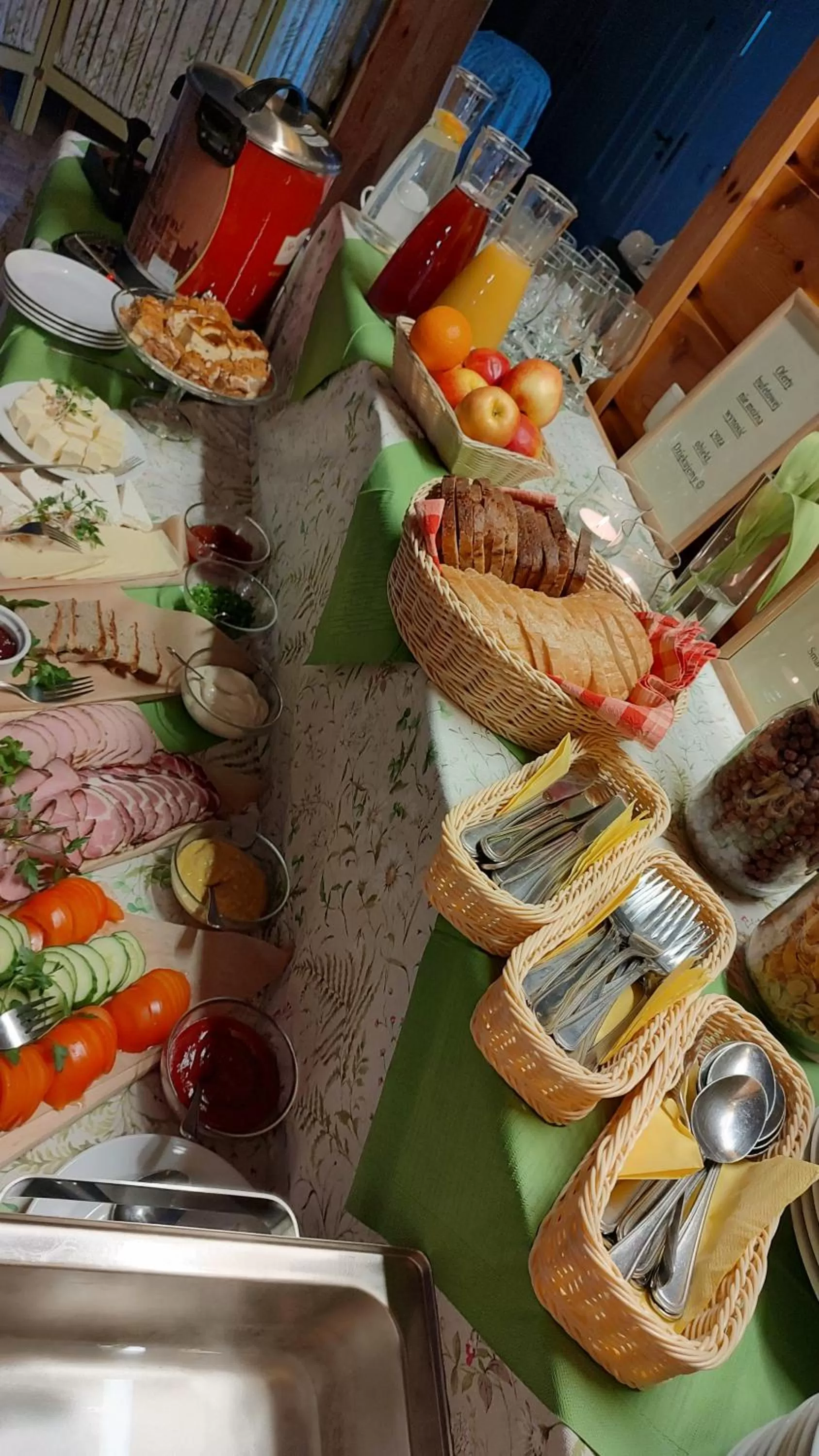 Breakfast in Gospoda Pazibroda