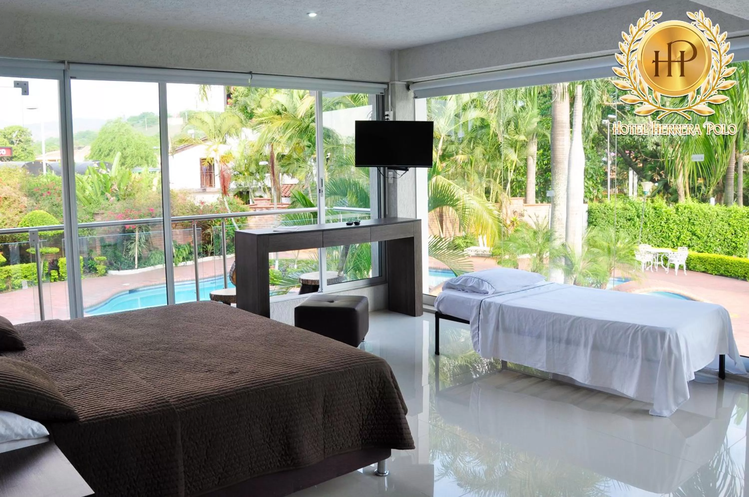 TV and multimedia in Hotel Herrera Polo