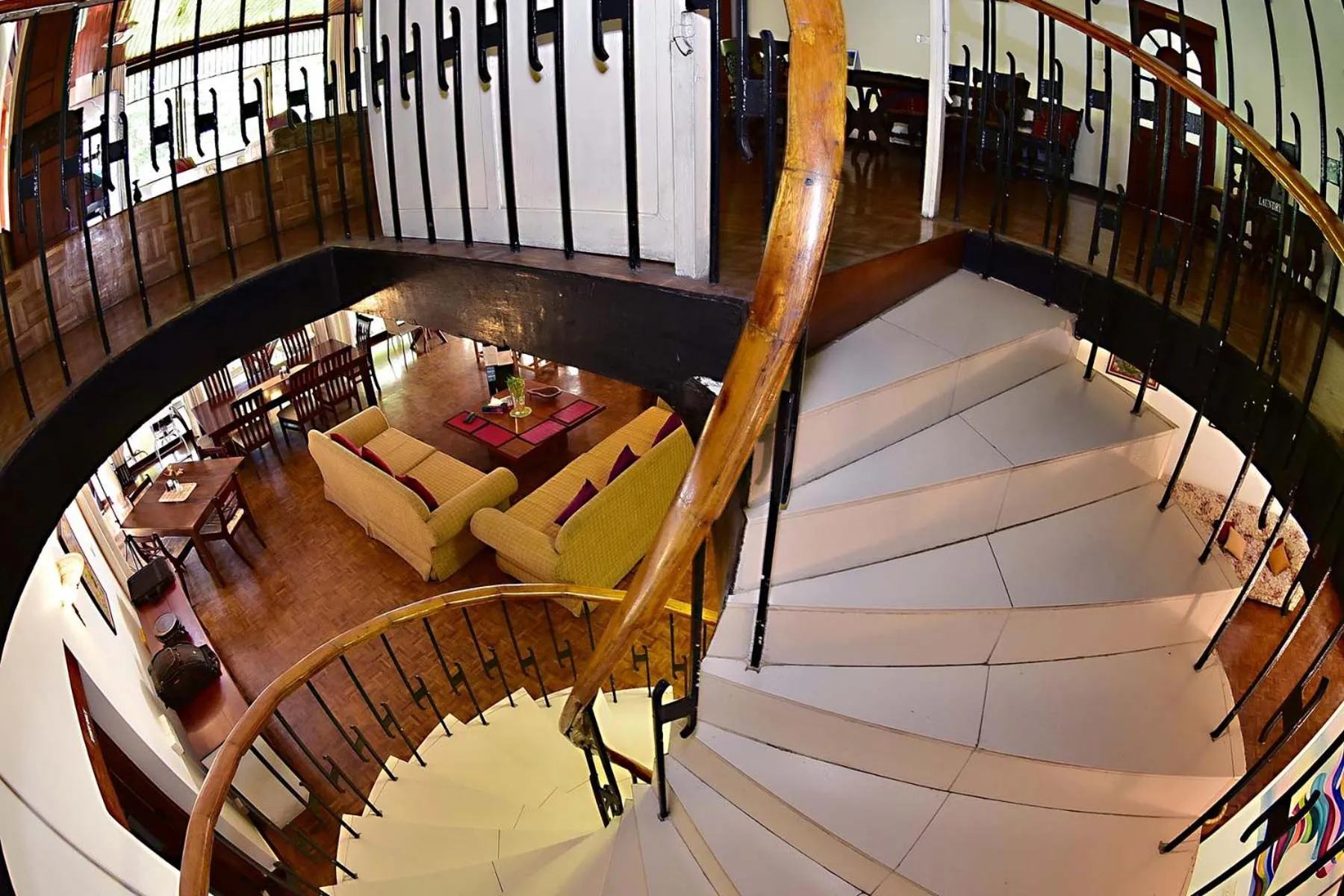 Decorative detail in Colombo Villa