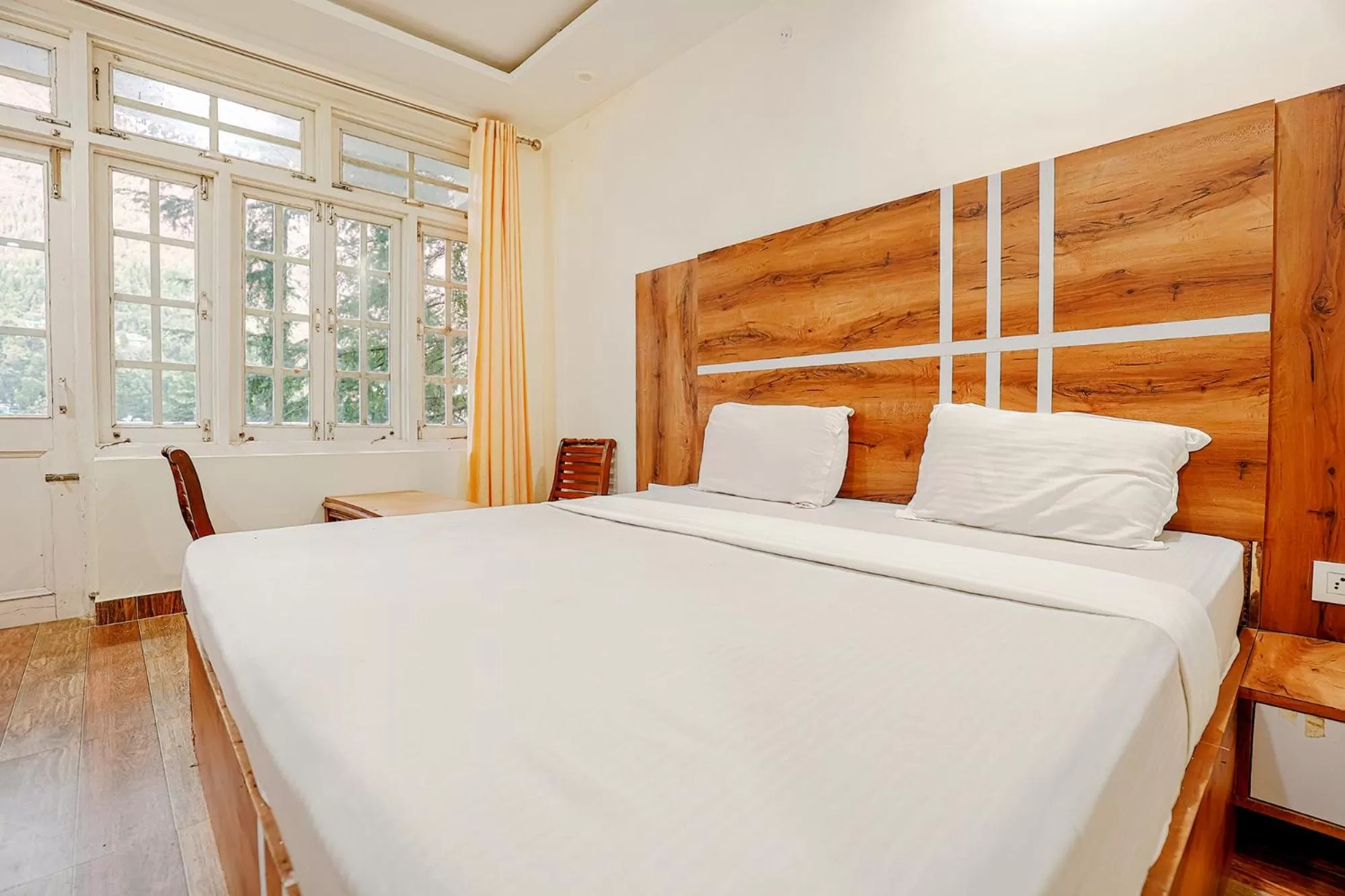 Bedroom, Bed in FabHotel Green Origins