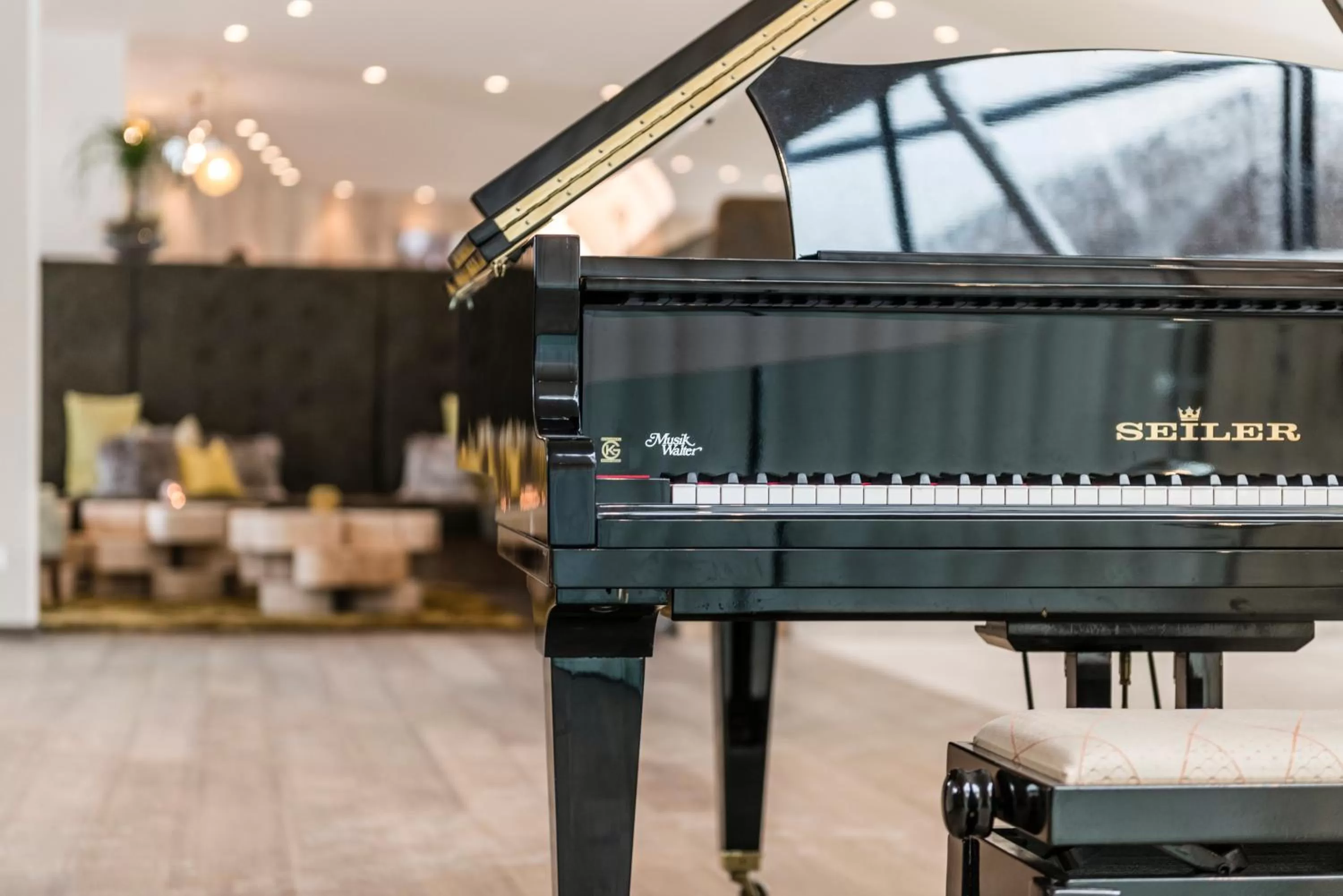 Lounge or bar in Hotel Rosengarten (Schenna Resort)