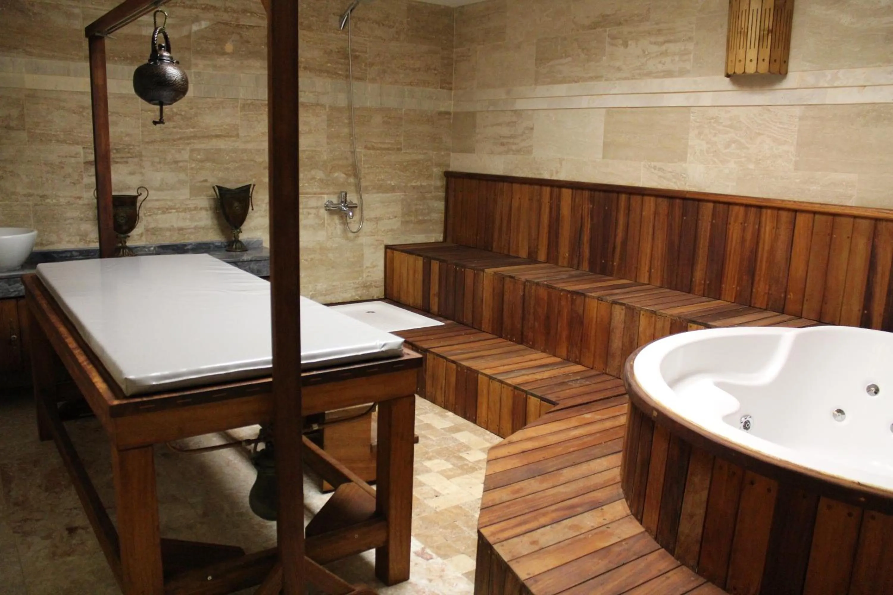 Massage in Bc Spa Hotel