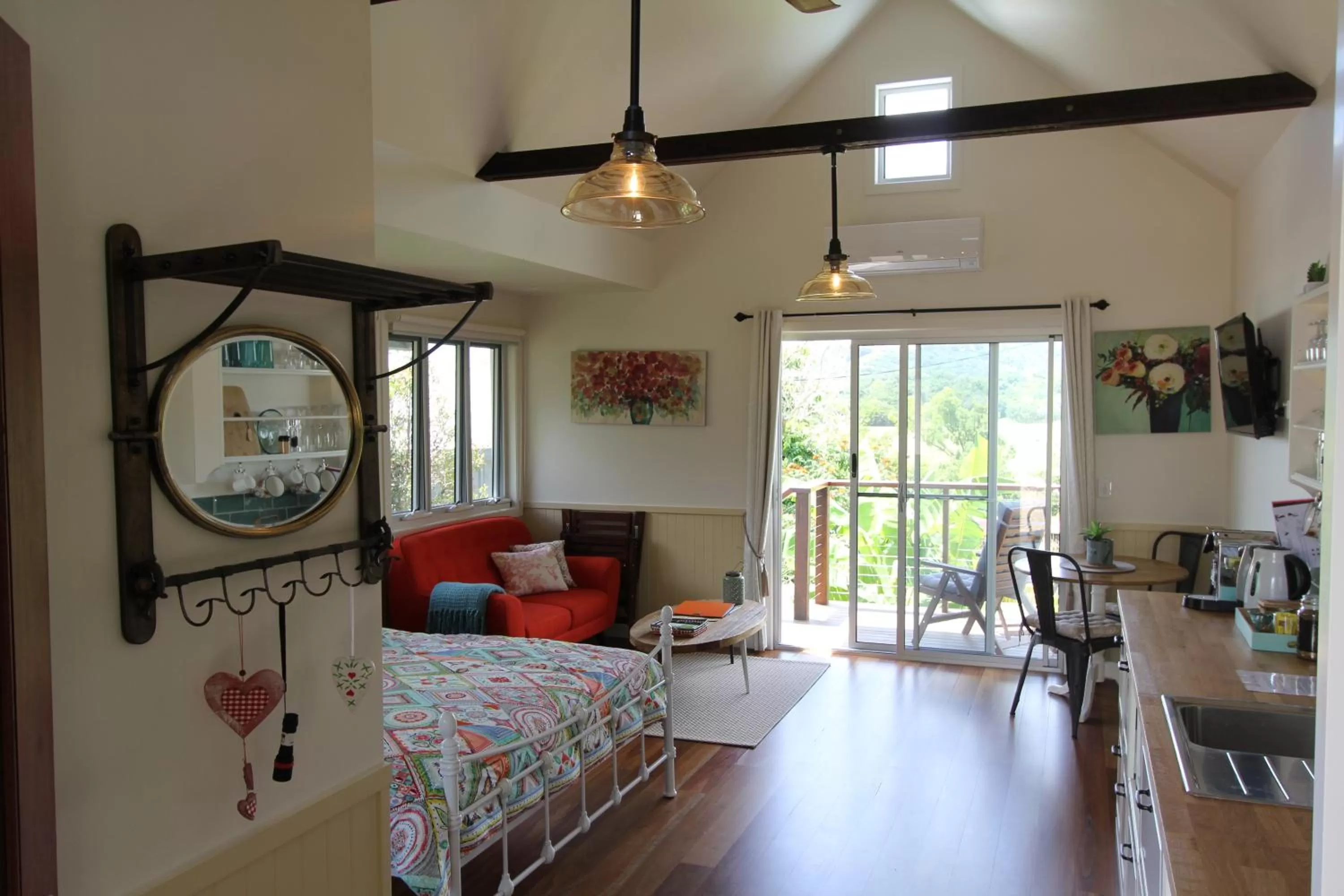 Decorative detail, Seating Area in Gridley Homestead B&B