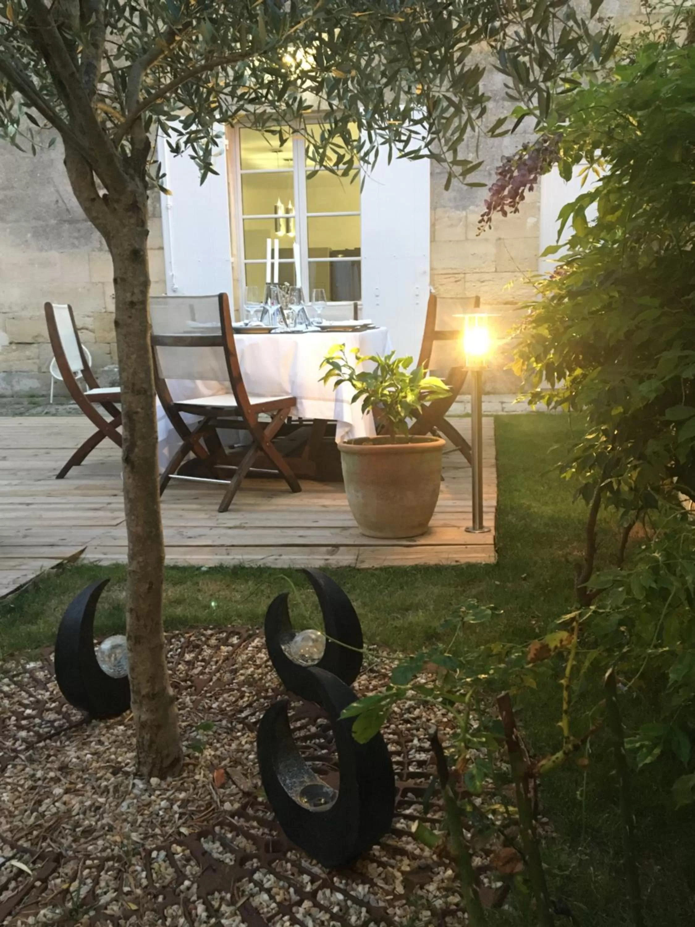 Property building in La Maison de Milie