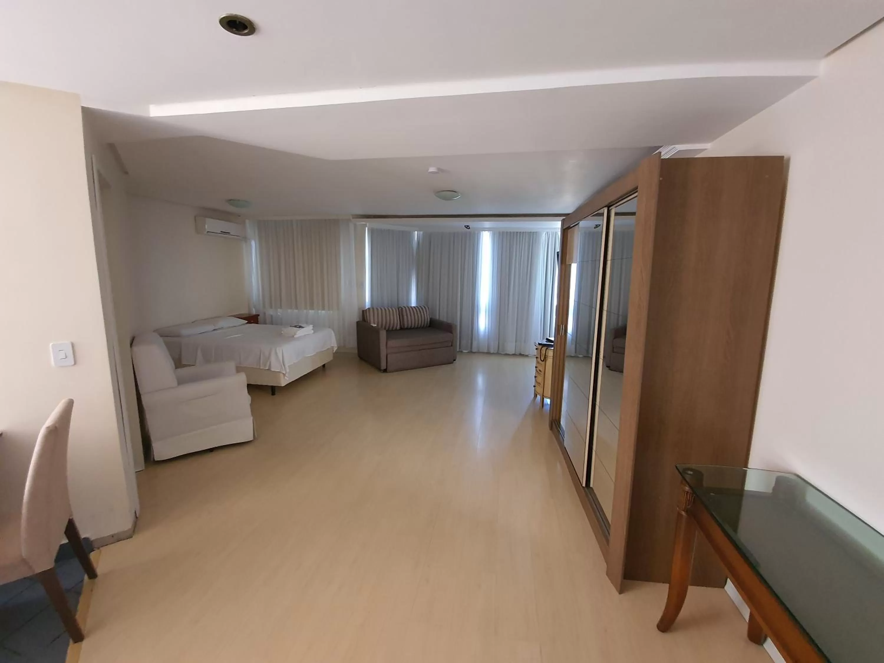 Living room, Seating Area in Manhattan Apart Hotel