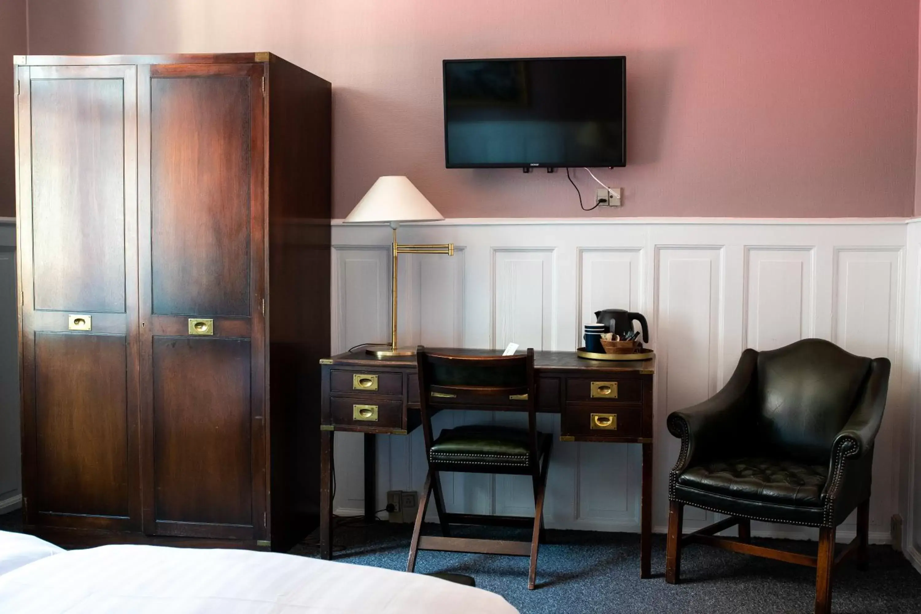 Junior Suite in Hotel Hamlet Junior Suite in Hotel Hamlet