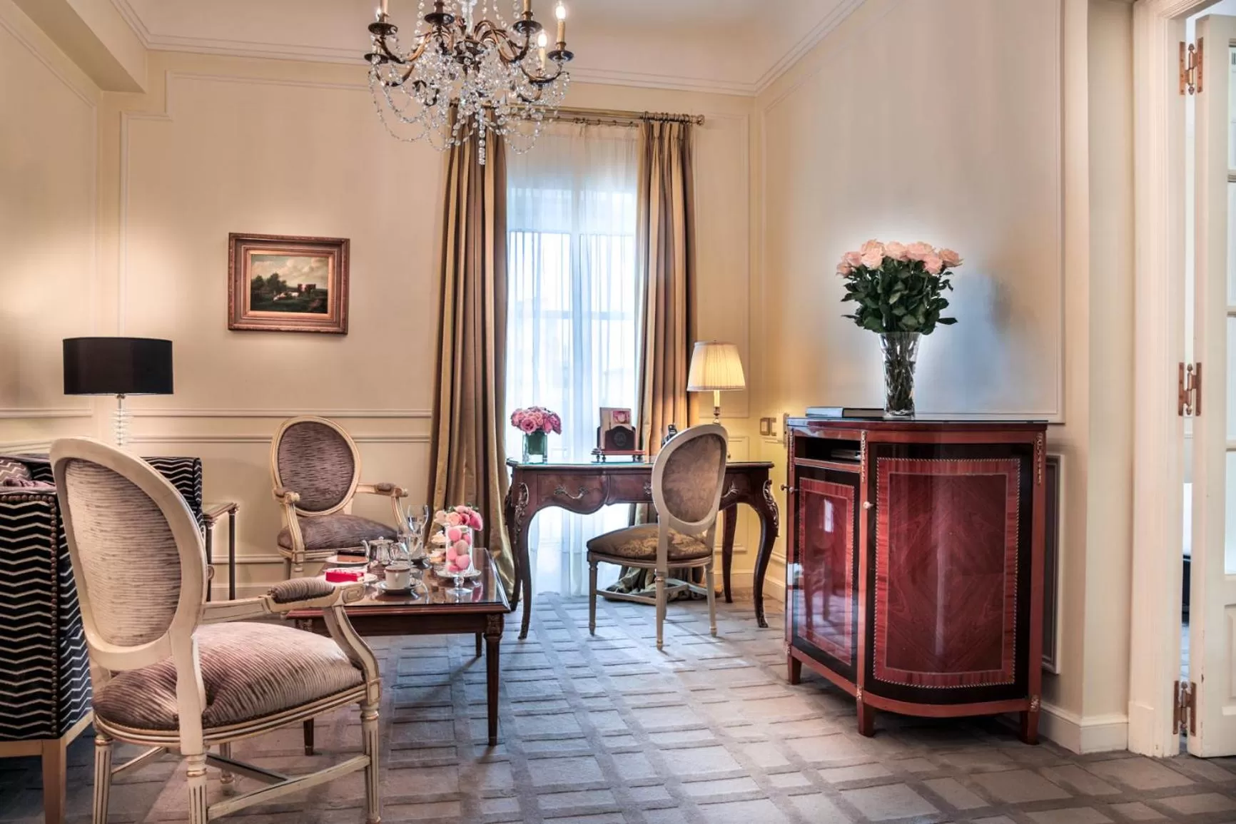 Living room in Alvear Palace Hotel - Leading Hotels of the World