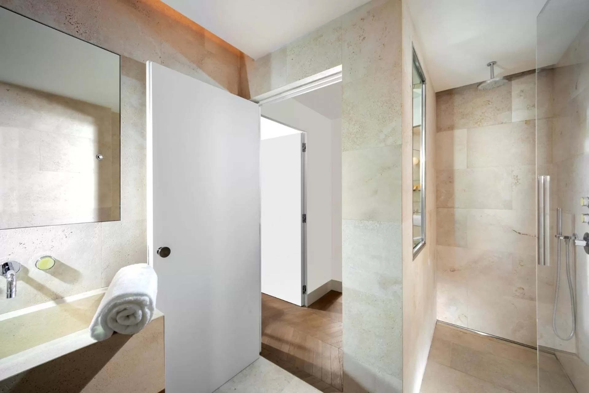 Bathroom in Hotel Palazzo Manfredi – Small Luxury Hotels of the World