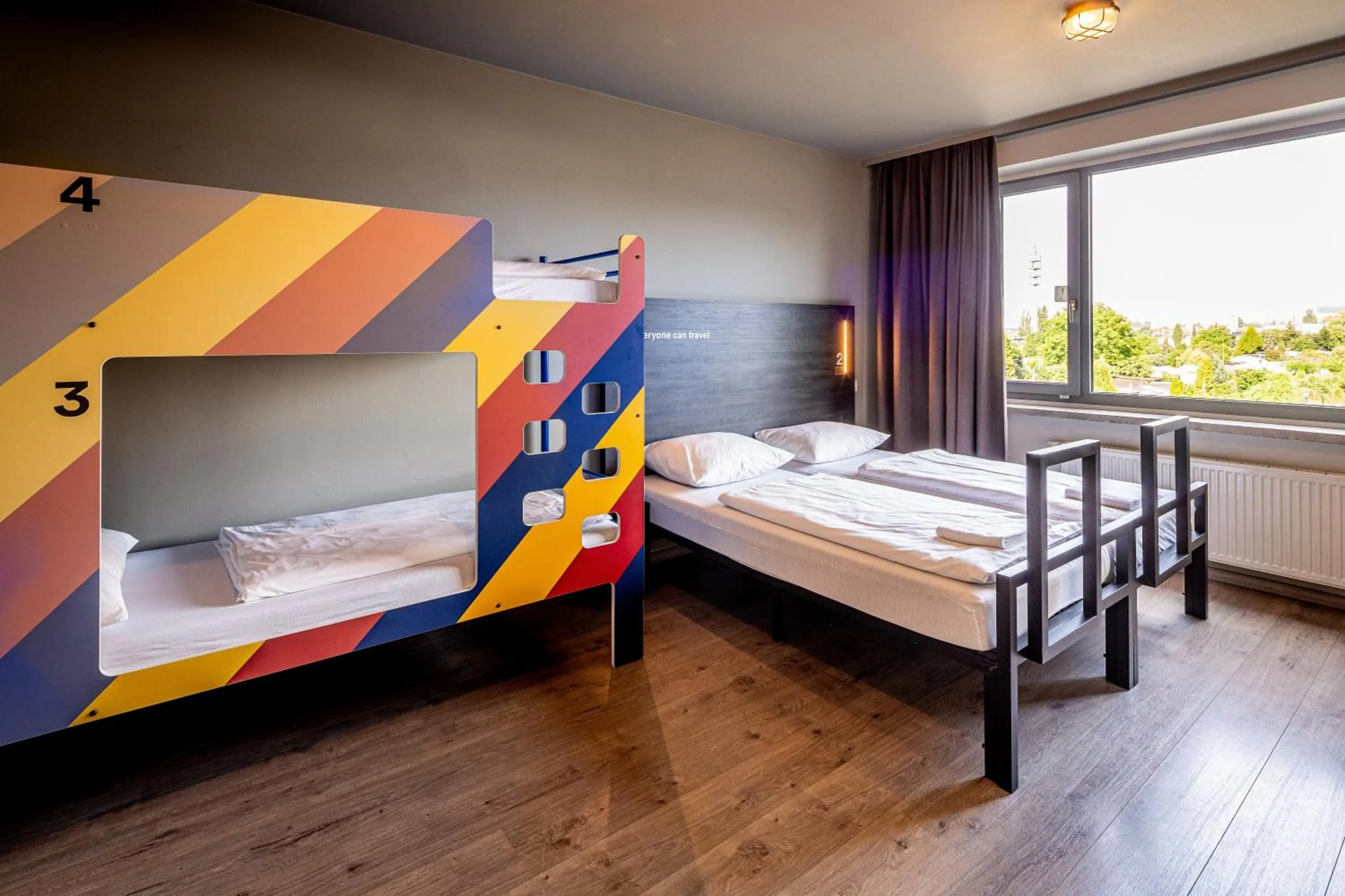Bed in a&o Weimar